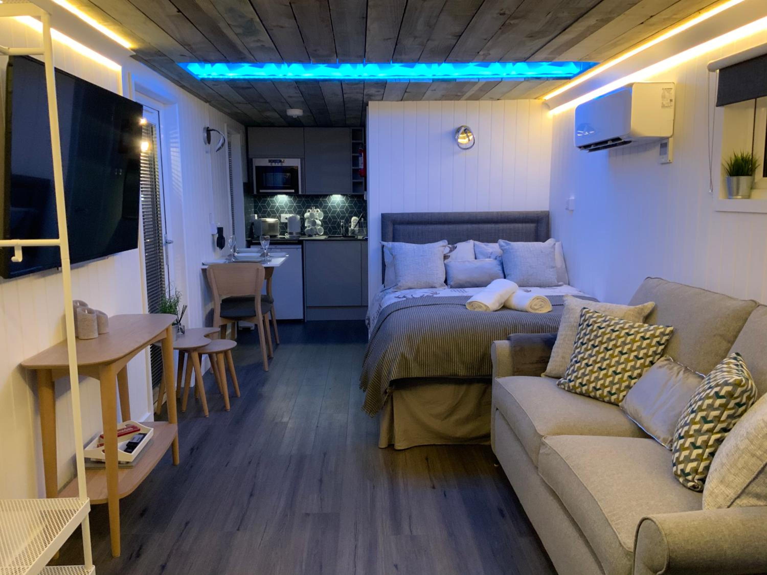 One-Bedroom House