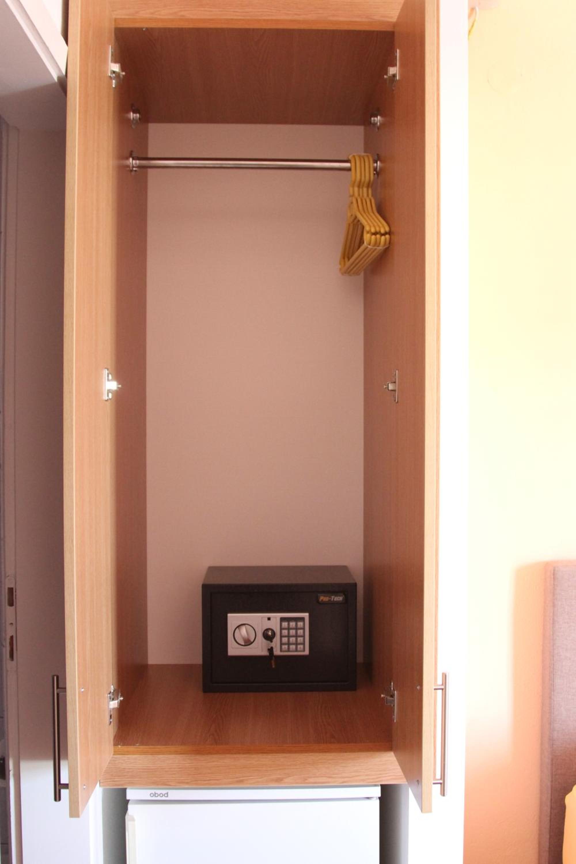 Superior Double Room with Balcony and Garden View - Photo 5