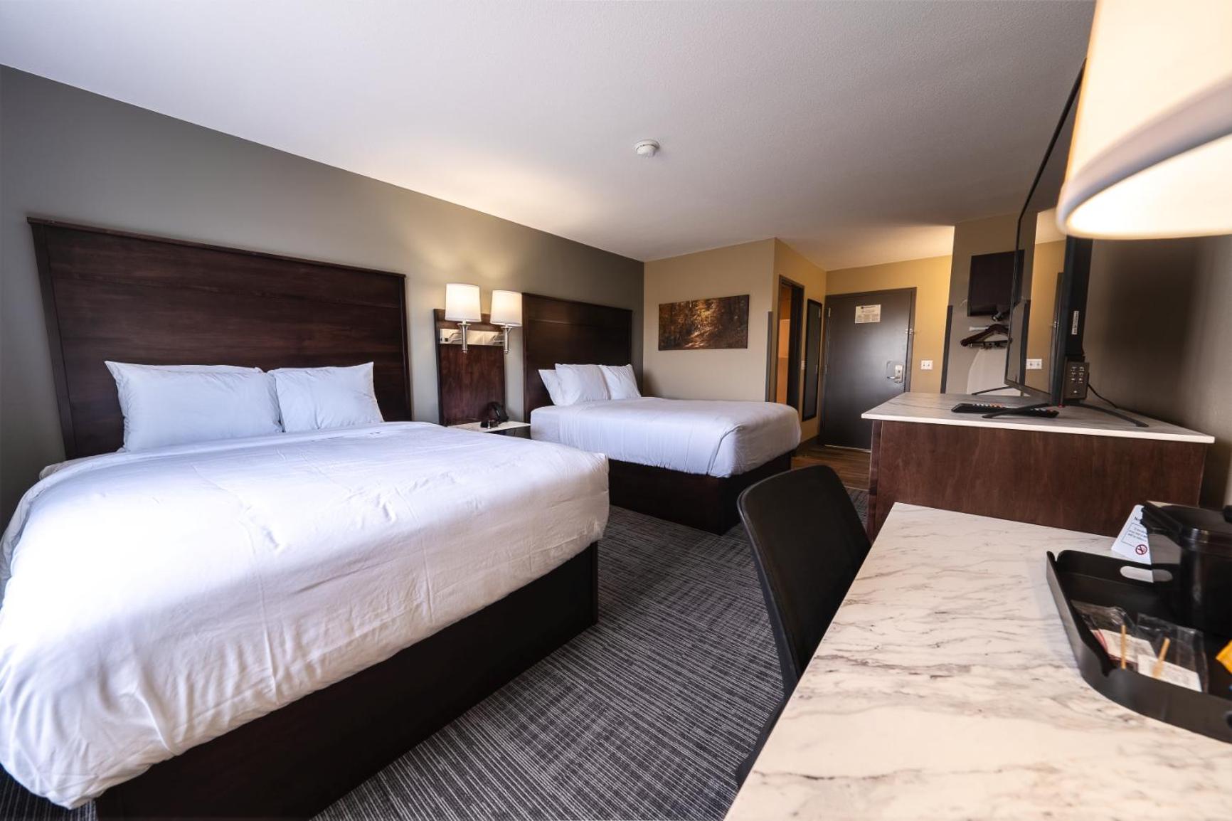 Queen Room