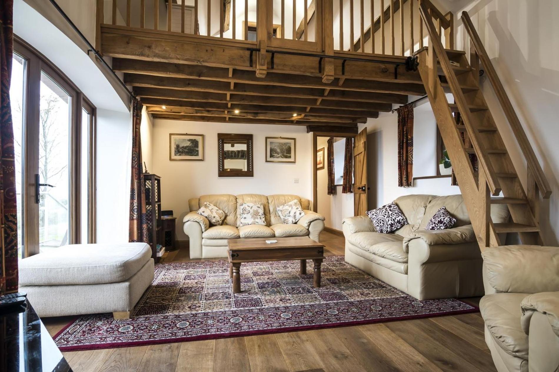 Four-Bedroom House photo 2