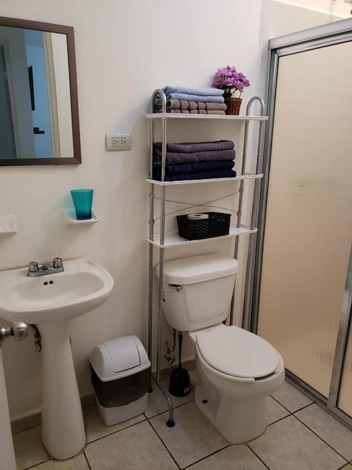 Two-Bedroom House - Photo 14