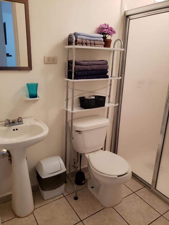 Two-Bedroom House - Photo 18