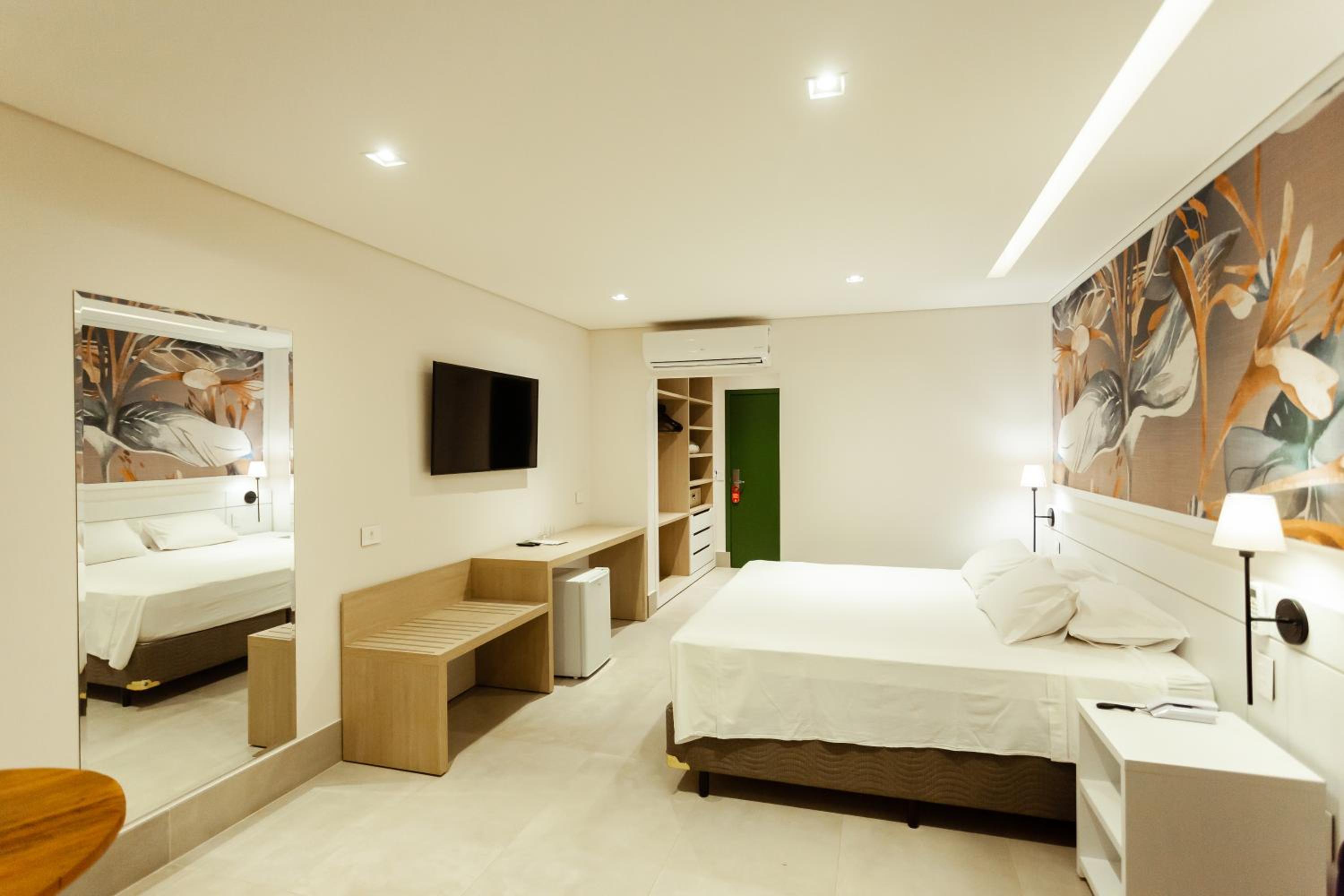 Premium Suite (Annex Building) - Photo 1