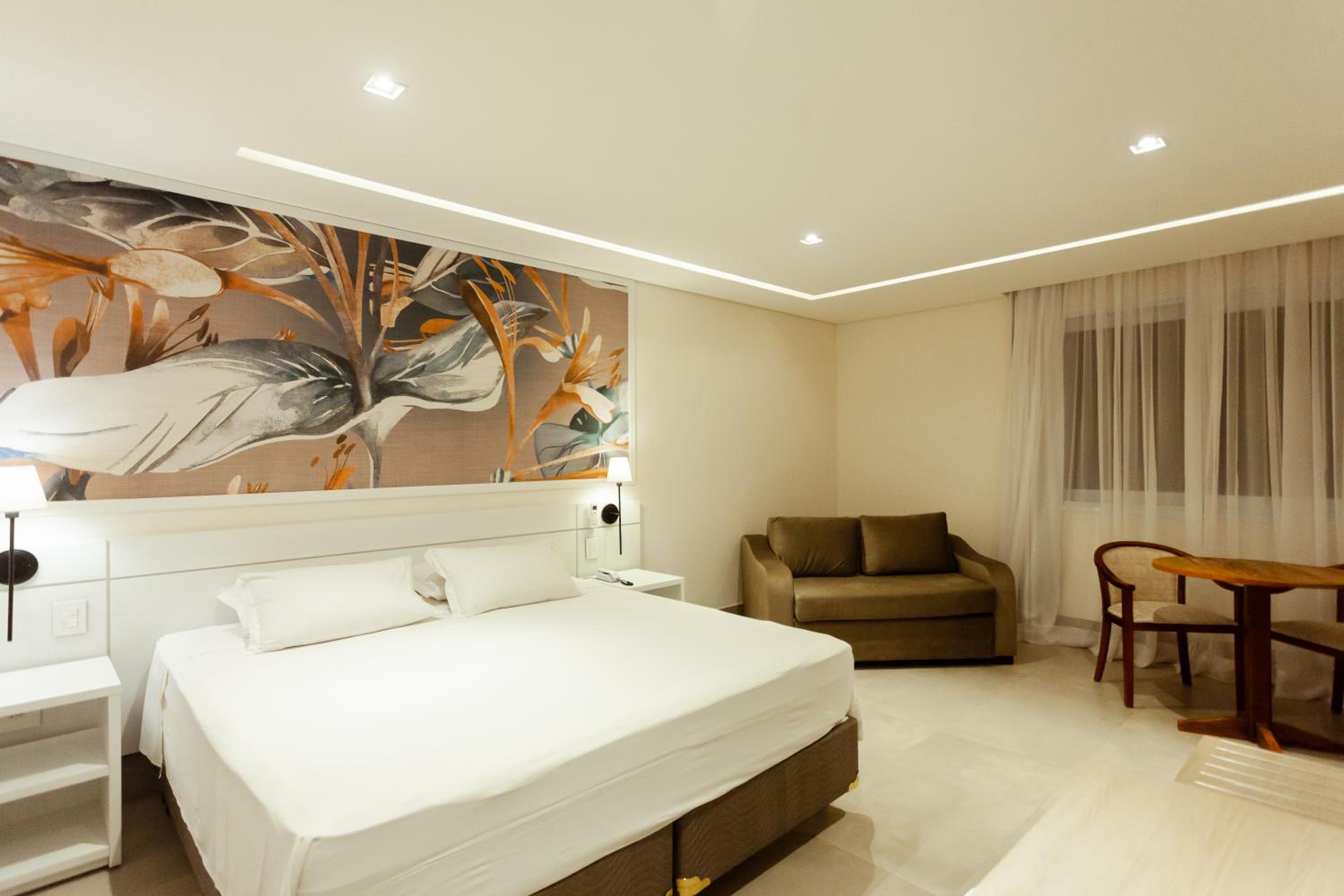 Premium Suite (Annex Building) - Photo 7