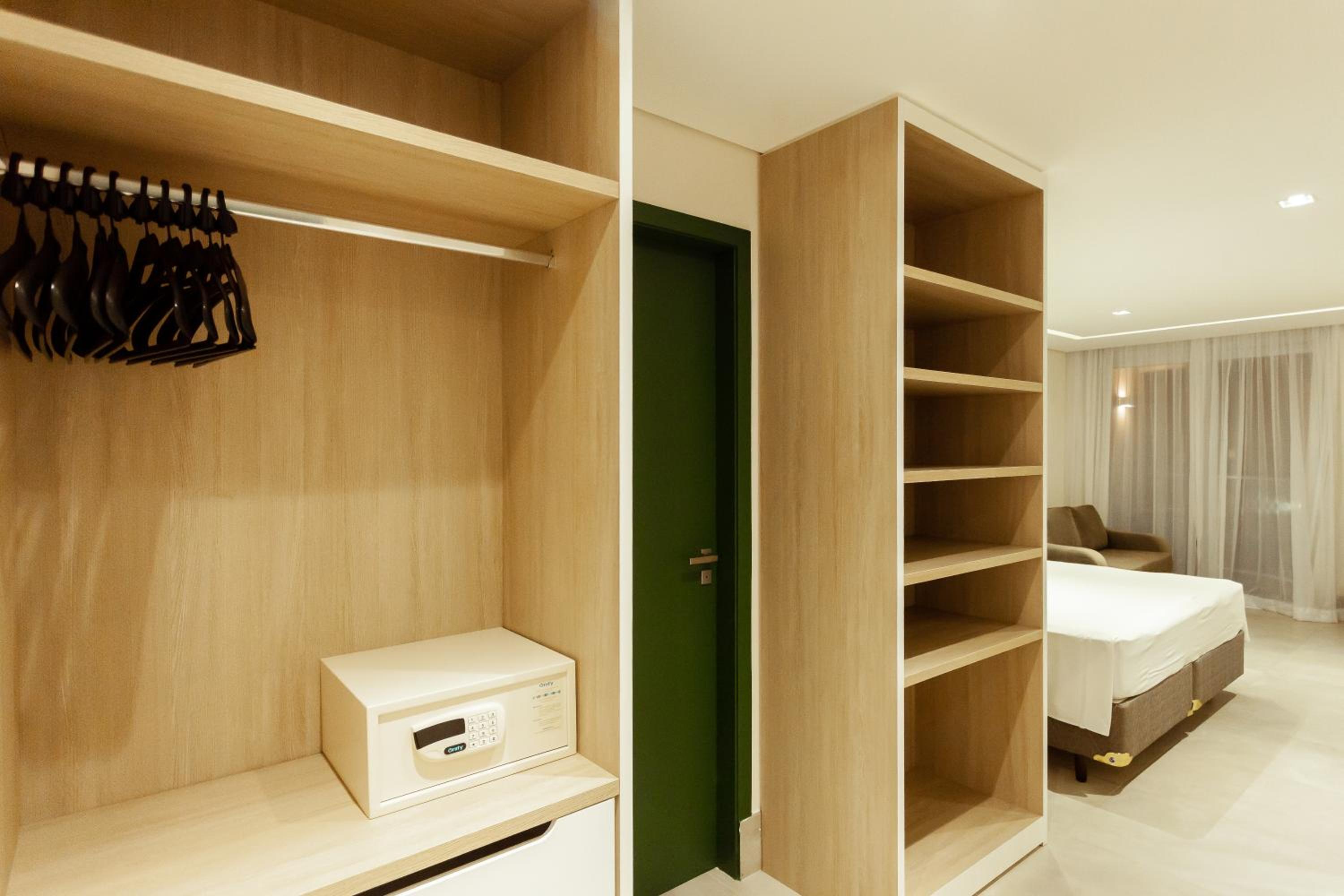Suite with Sea View (Annex building) - Photo 16