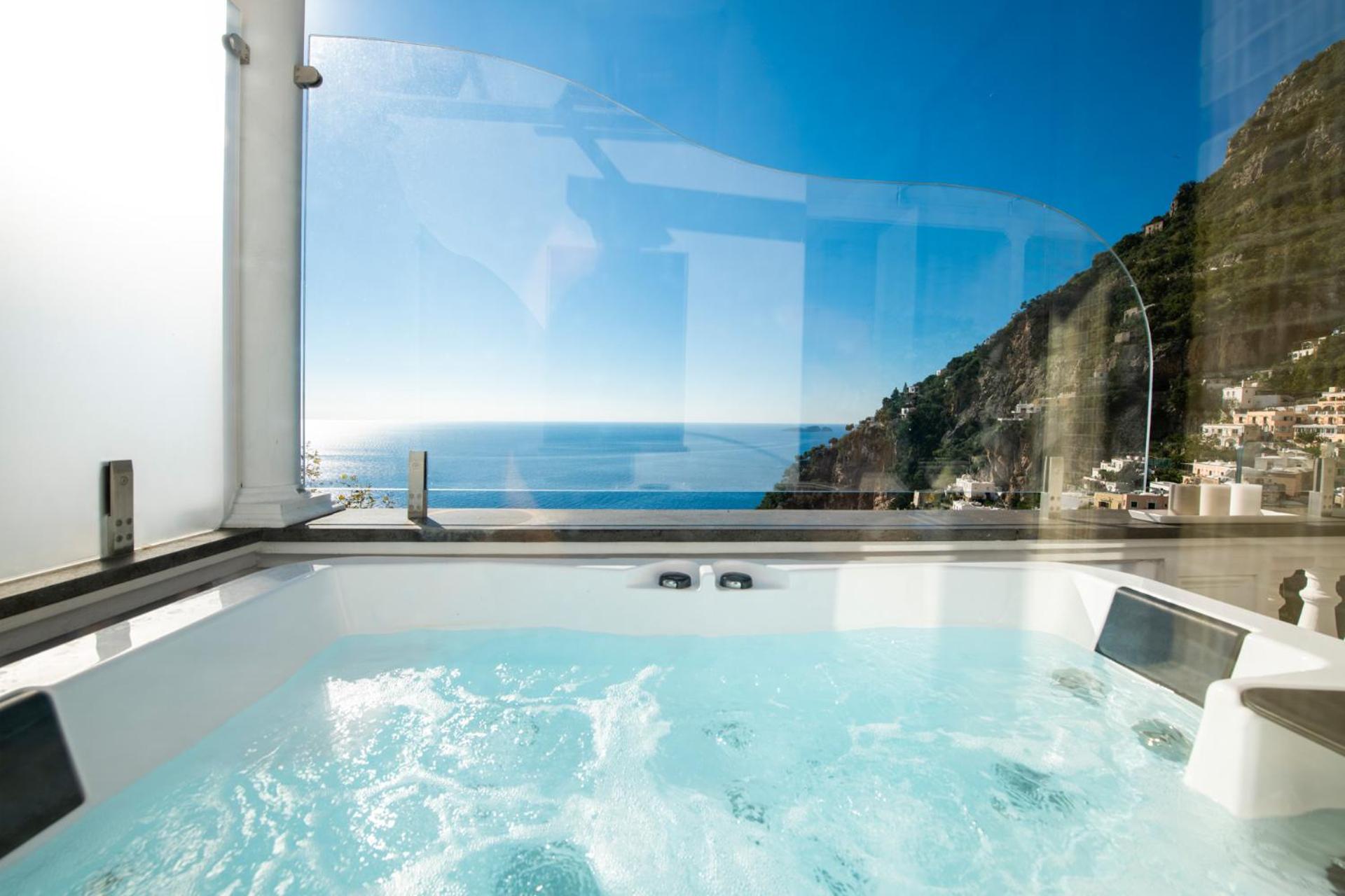 Junior Suite with Terrace and Sea View - Photo 10
