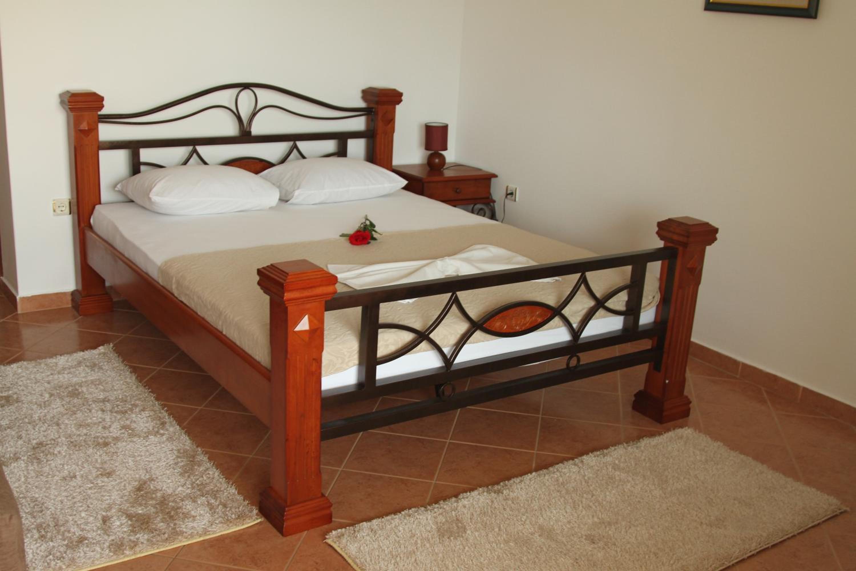 Superior Double Room with Balcony and Garden View - Photo 4