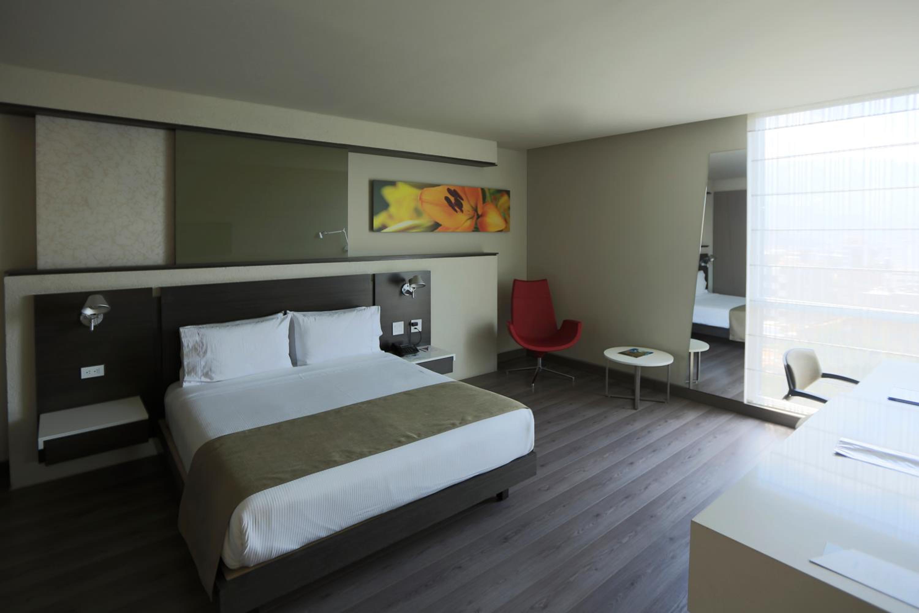 Single Room photo 2