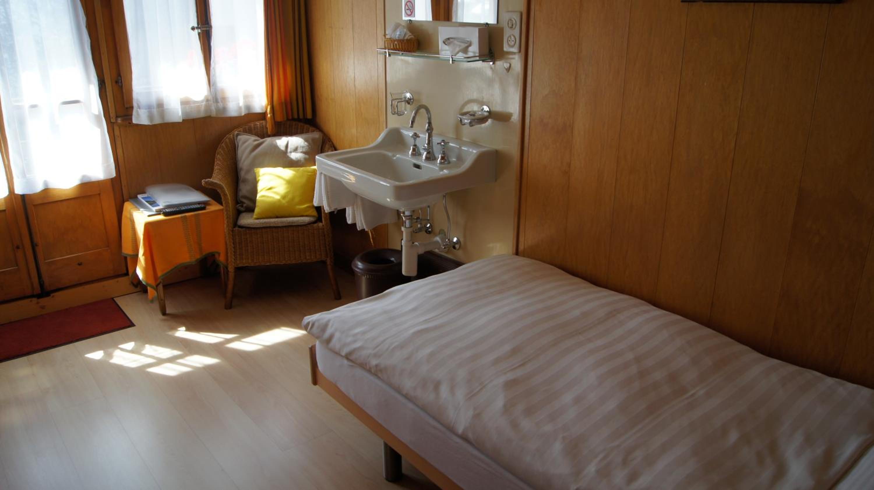 Single Room with Shared Bathroom