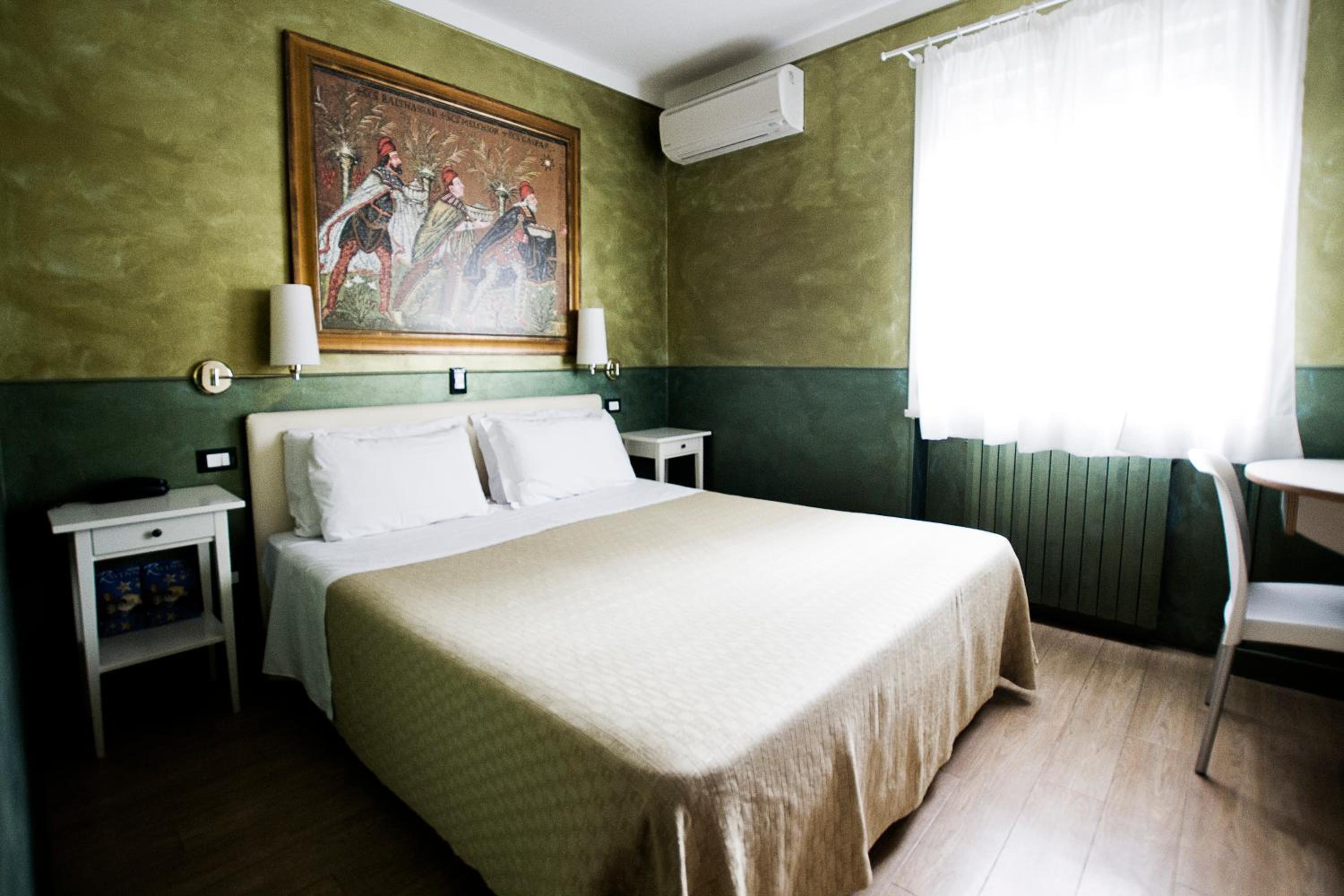 Economy Double Room - Photo 2