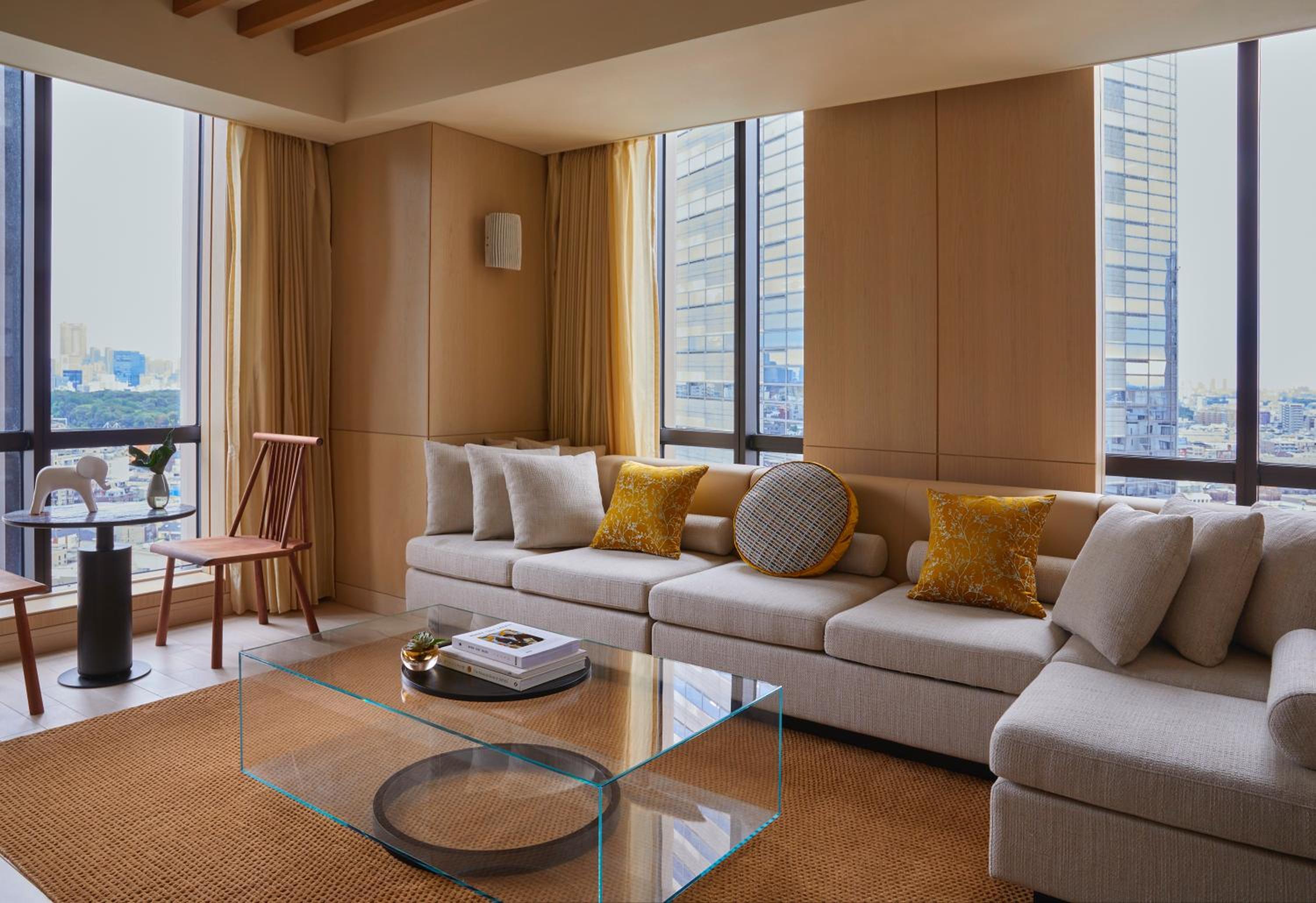 One-Bedroom Suite - Top Floor