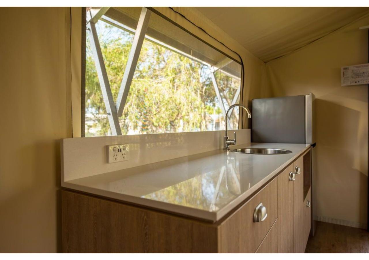 Deluxe Safari Tent - Photo 8