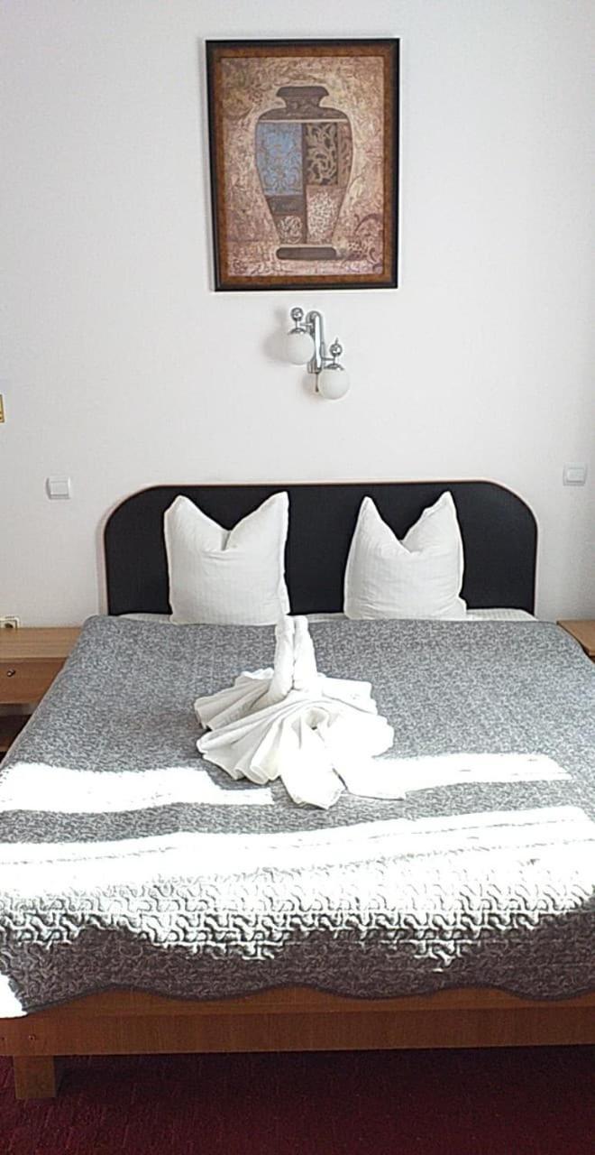 Double Room with Forest View - Photo 6