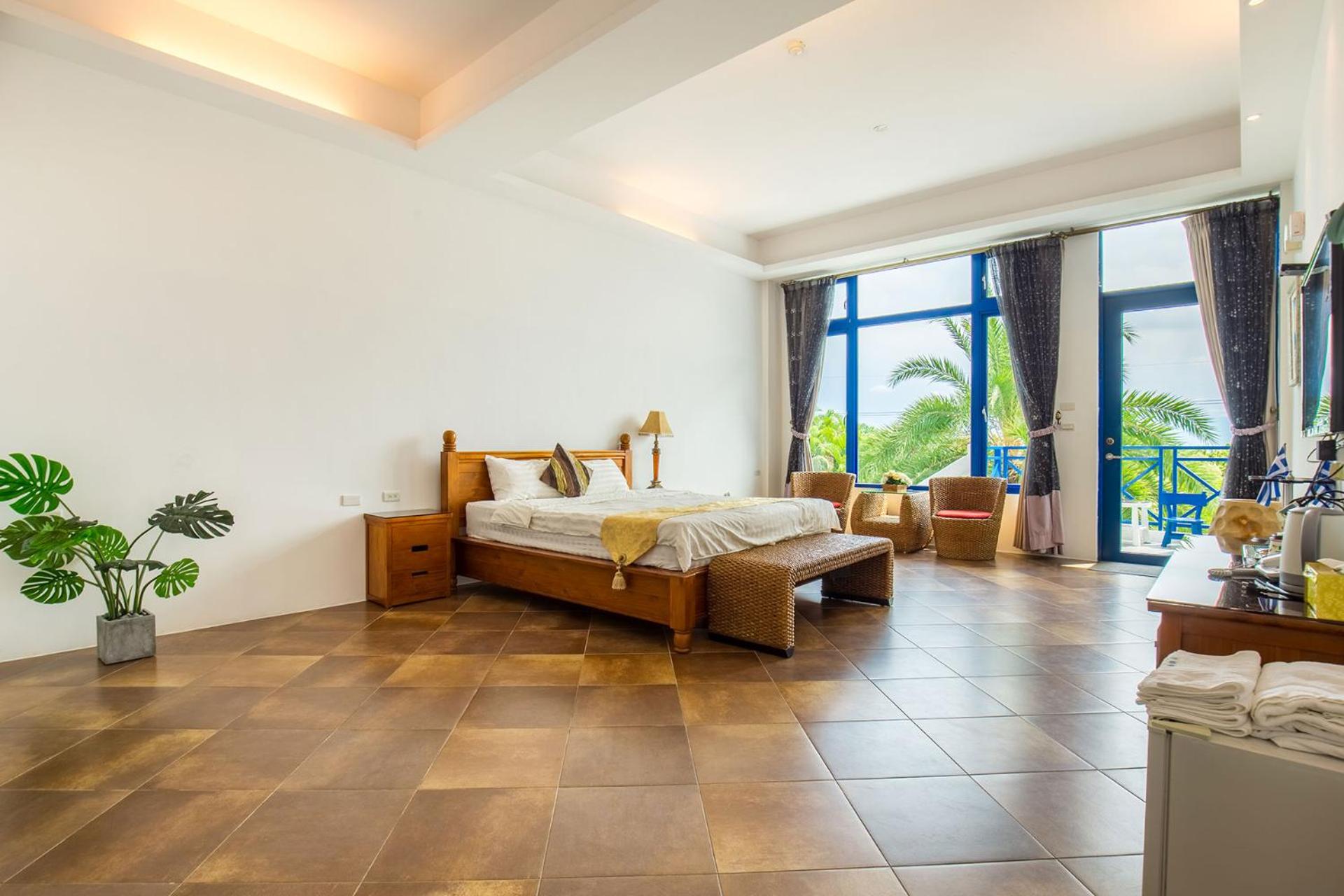 King Room with Spa Bath photo 3
