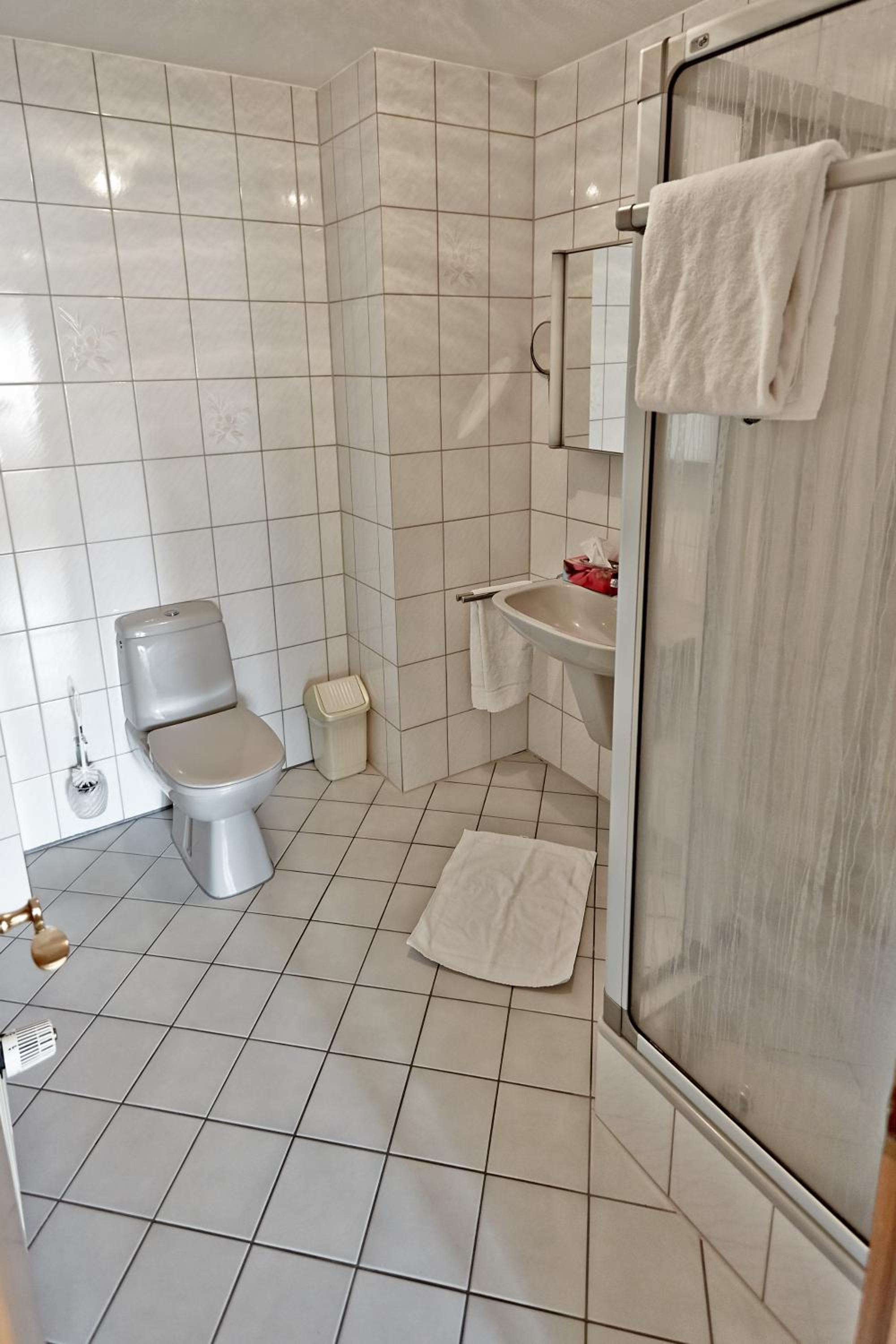 Standard Single Room