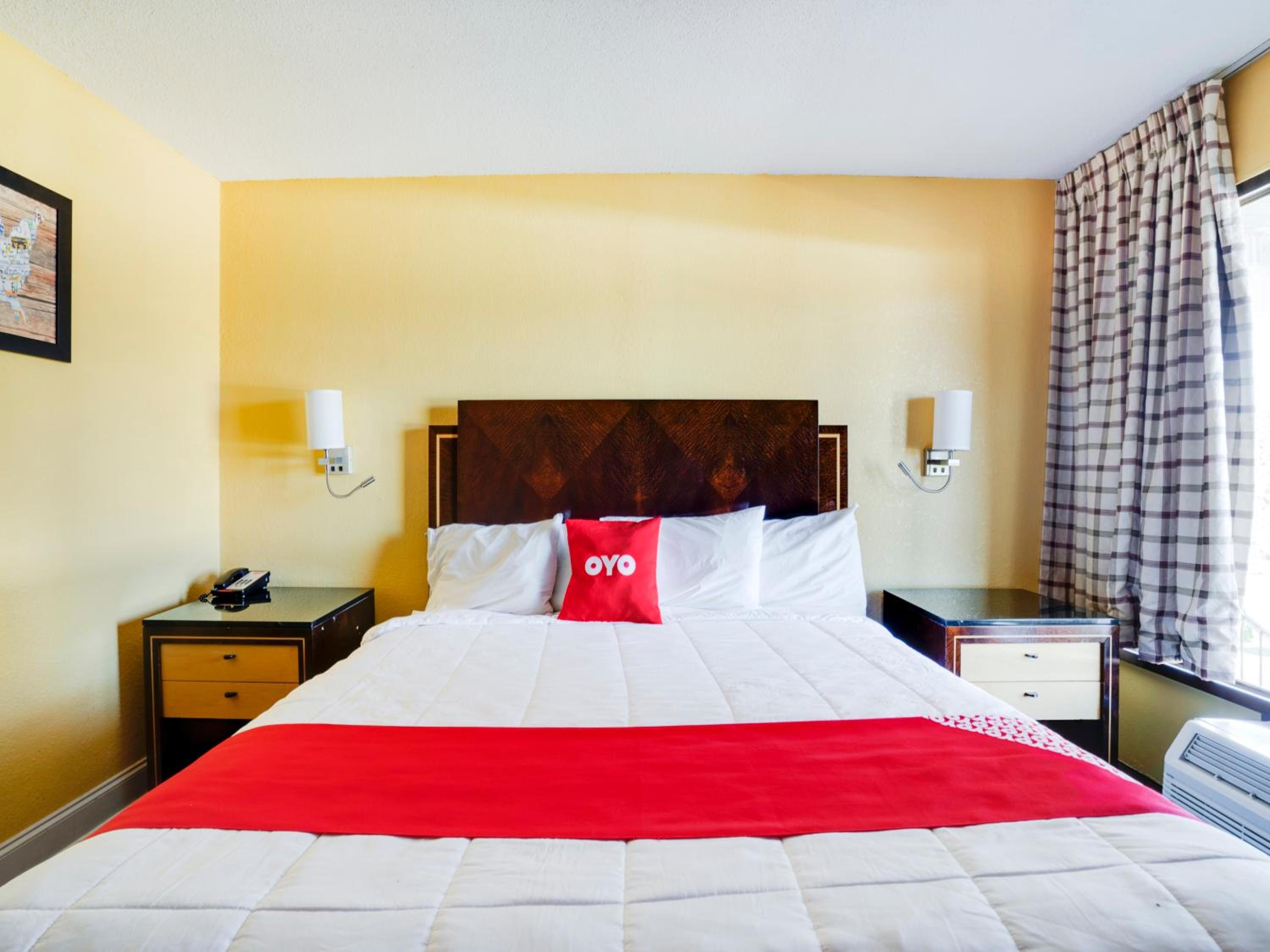 One-Bedroom Suite photo 1