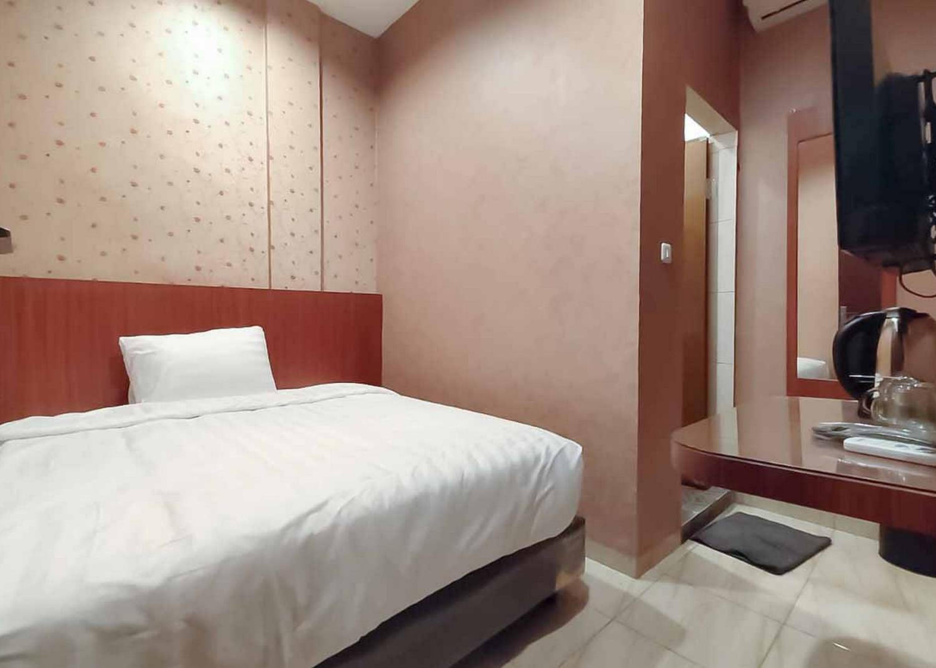 Double Room - Photo 4