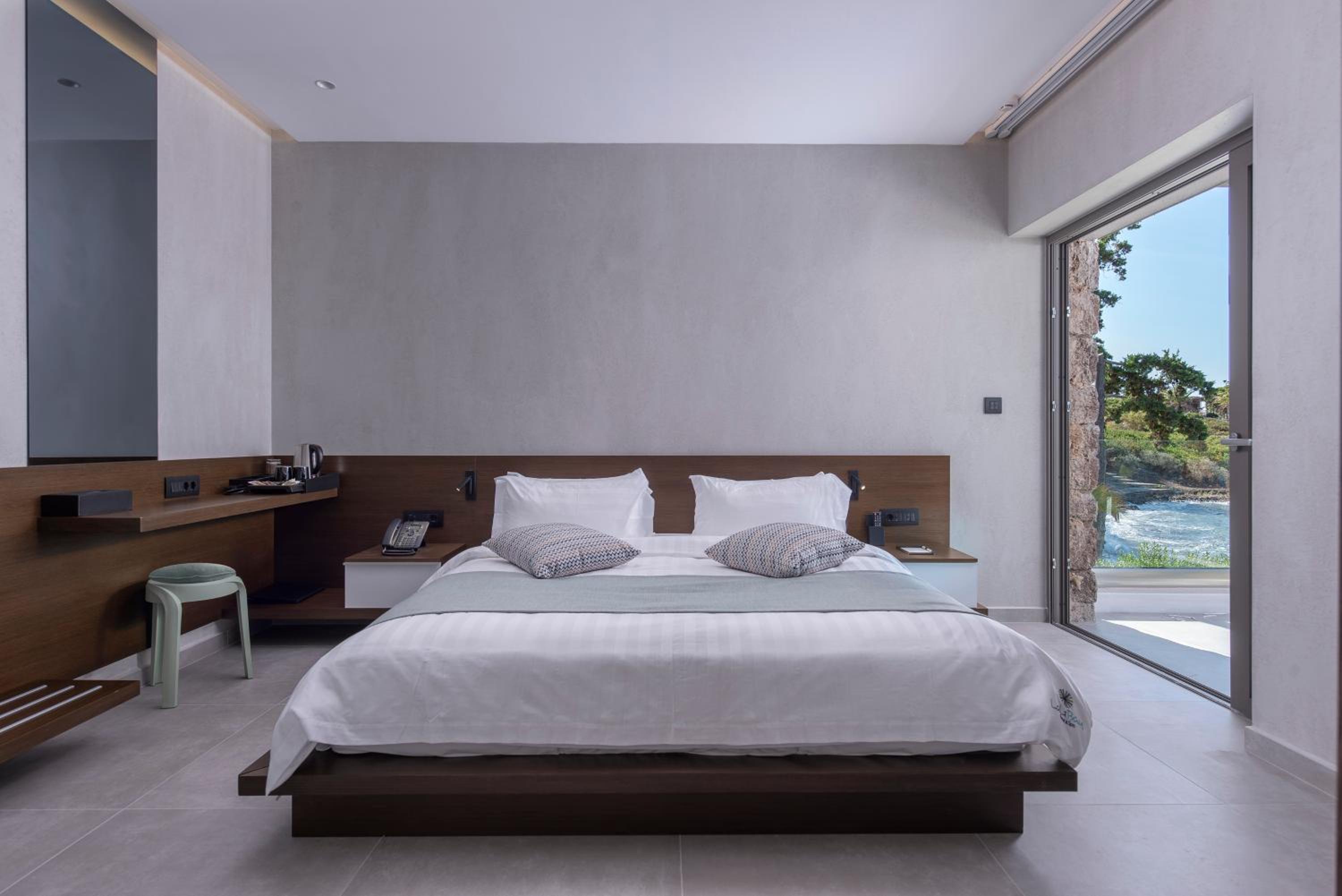 Superior Suite with Sea View photo 1