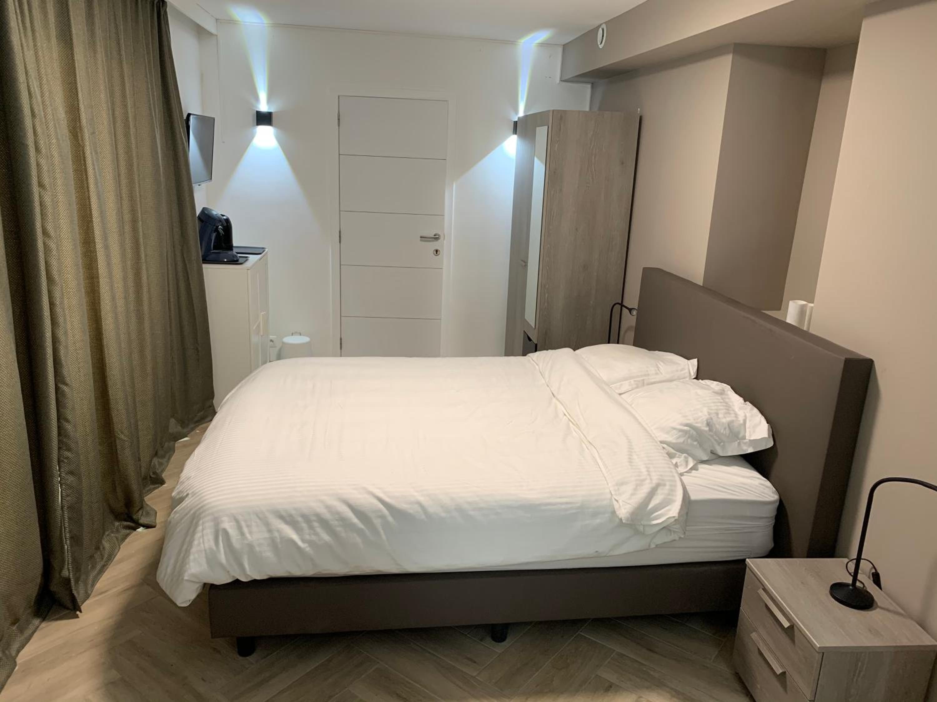 Double Room with Pool View