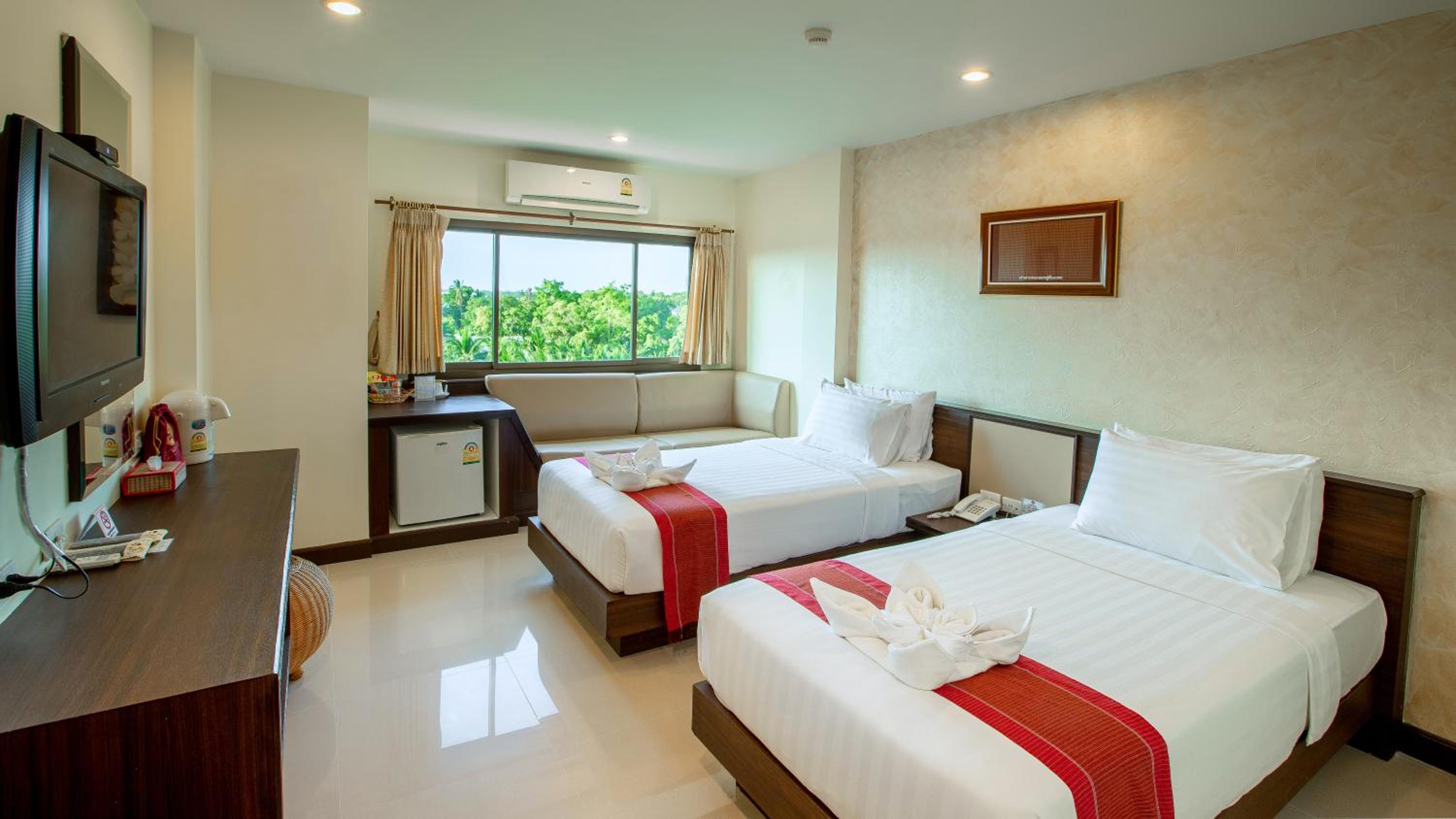 Superior Twin Room