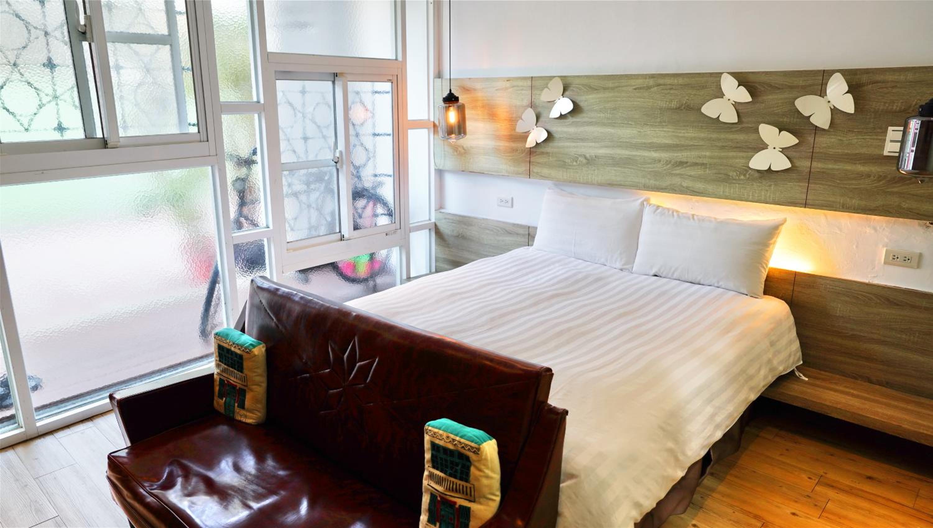 Standard Double Room With Shower