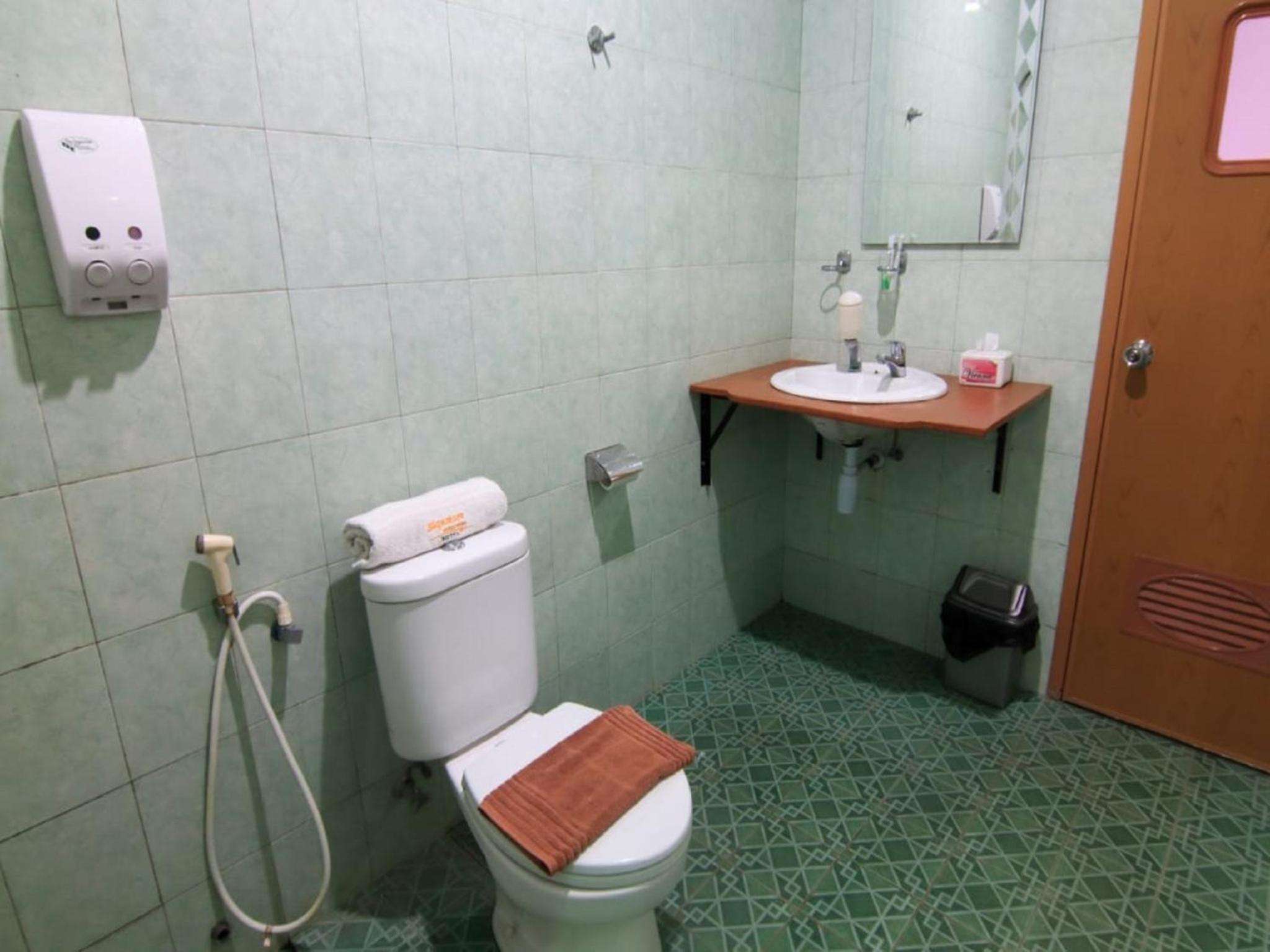 Deluxe Room - Photo 2