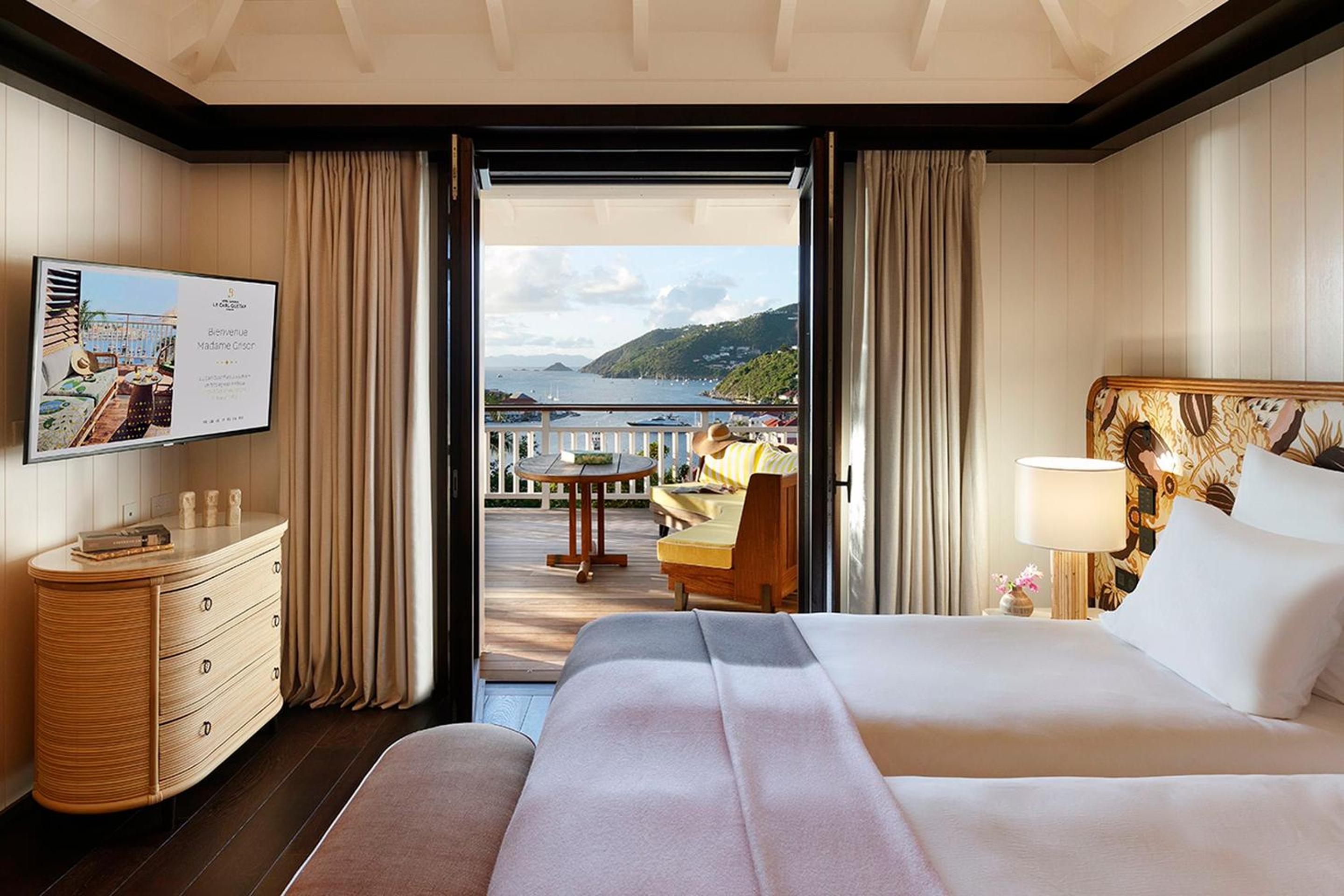 Two-bedroom Prestige Suite Pool and Sea view
