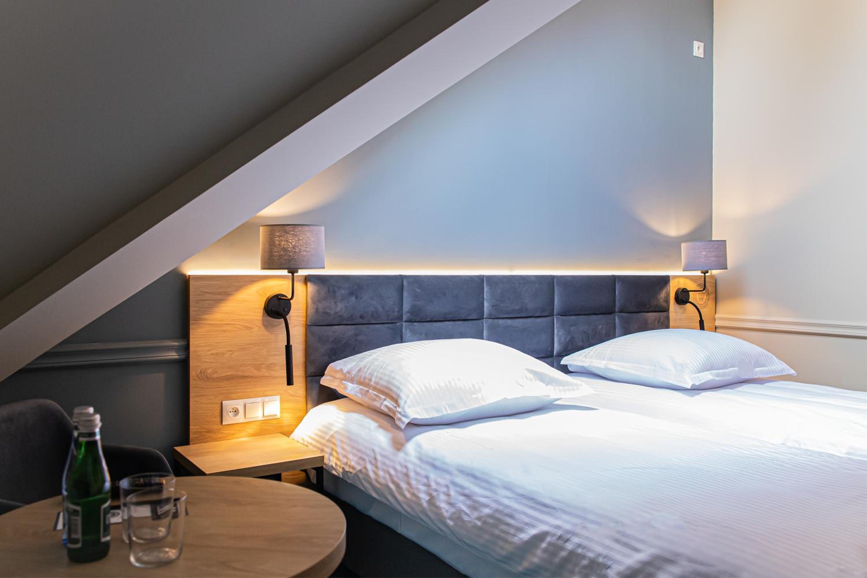 Large Double Room photo 3