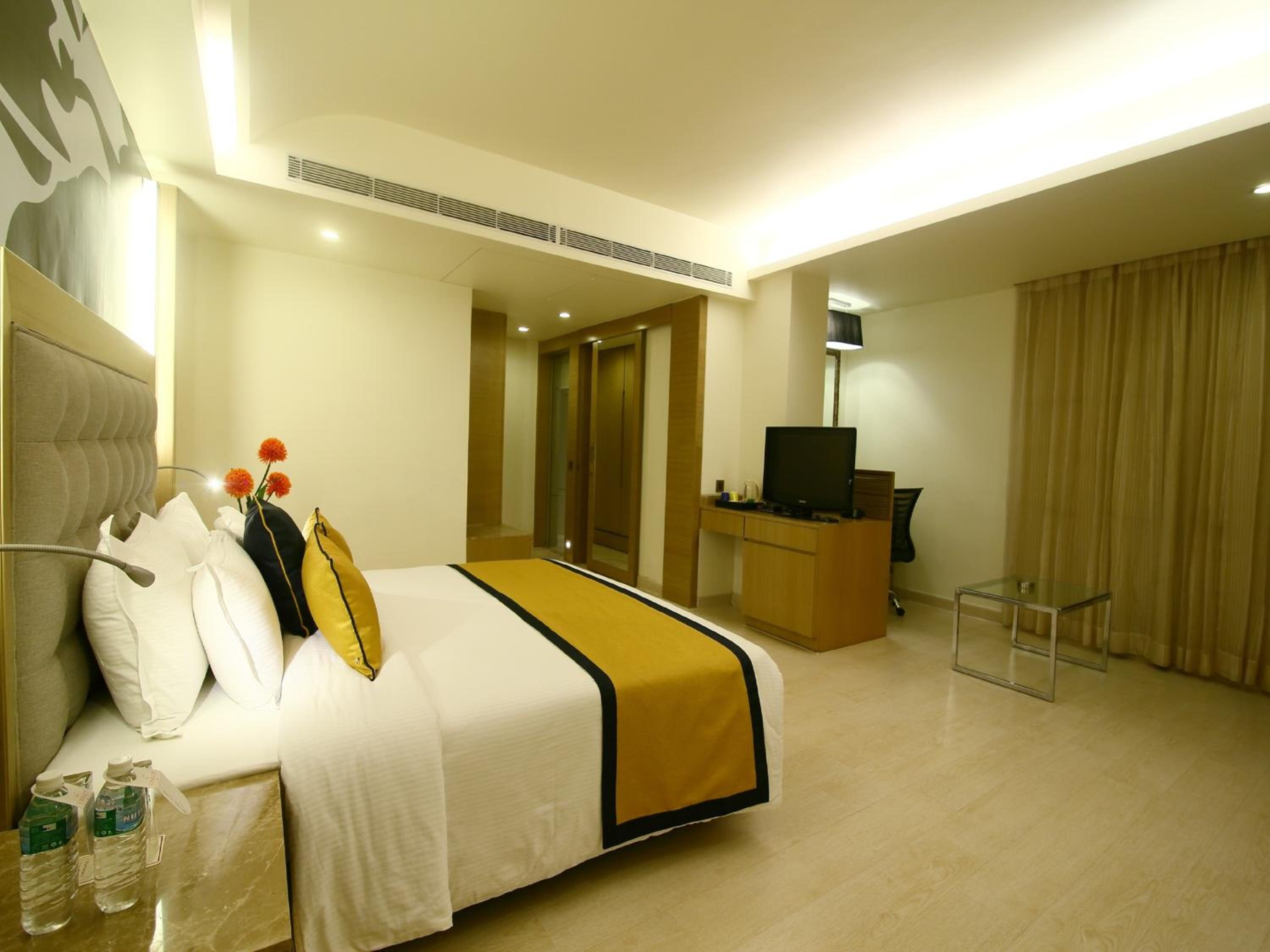 Club Room - Photo 9