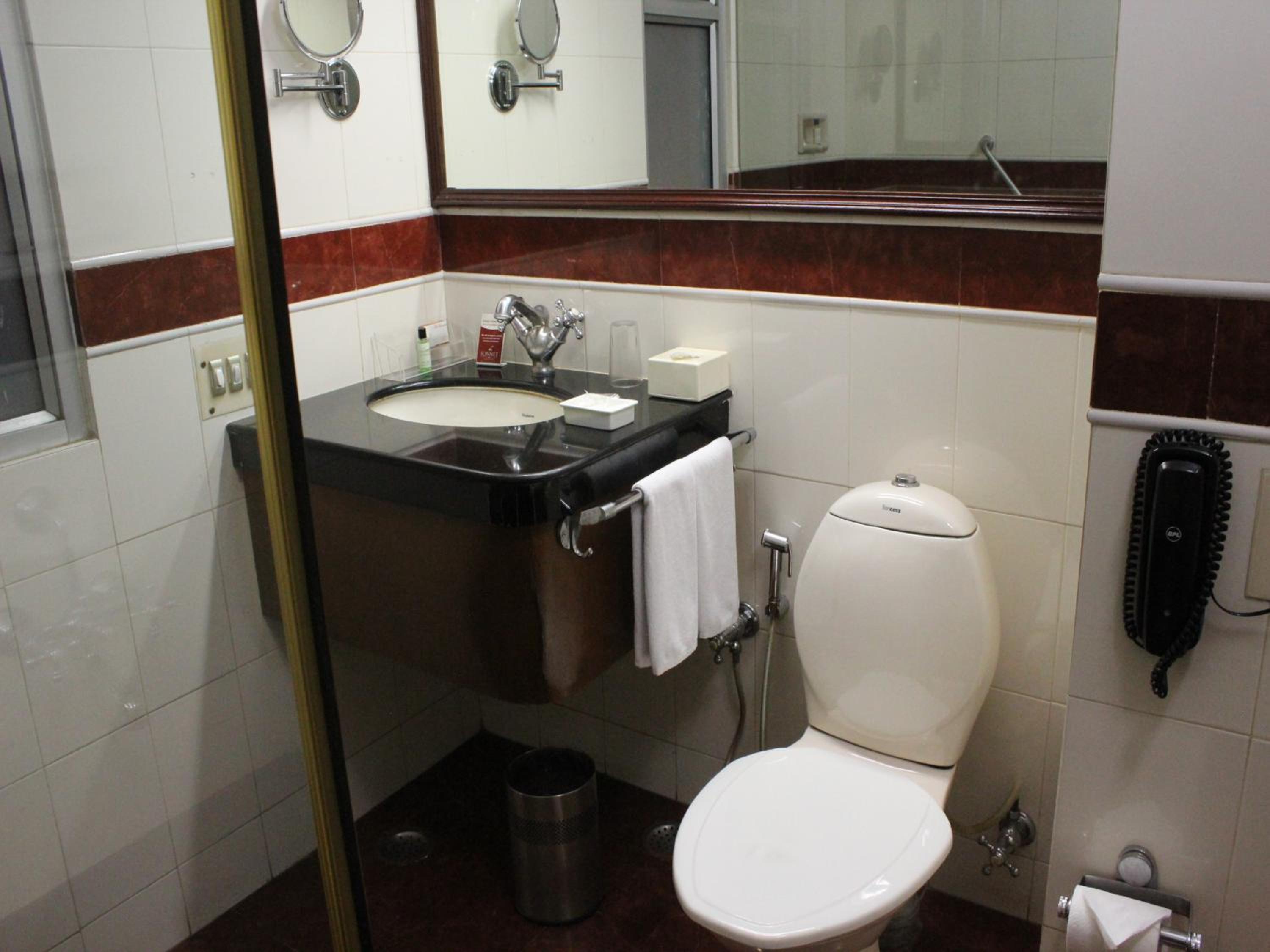 Superior Room - Photo 8