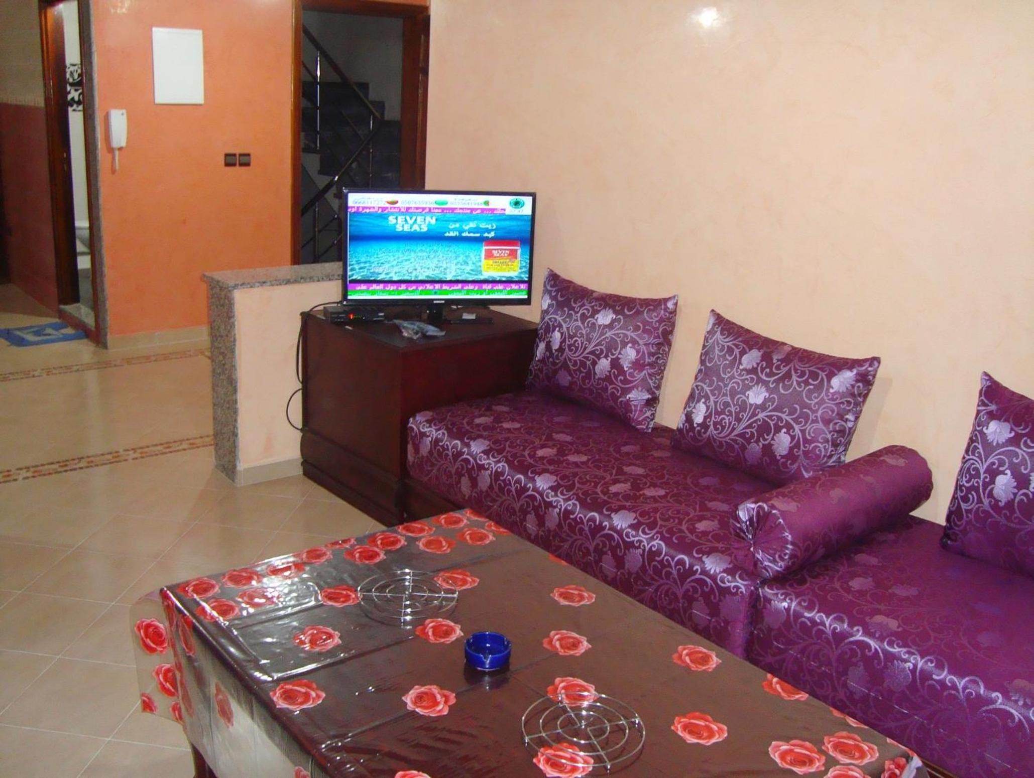 Three-Bedroom Apartment - Photo 7