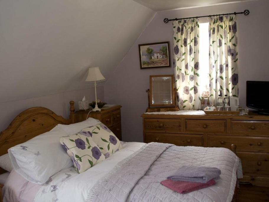 Standard Double Room with Shared Bathroom photo 1
