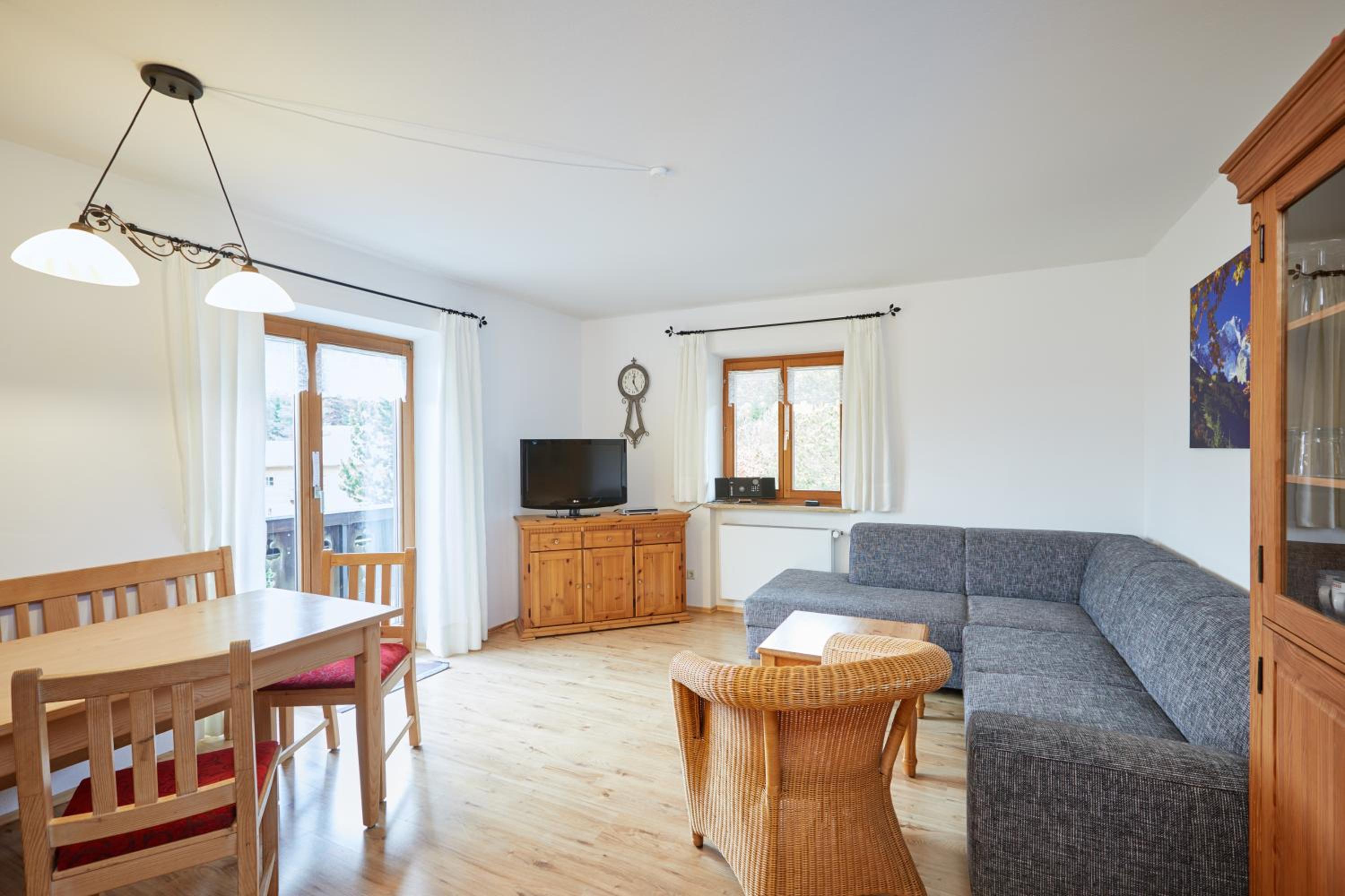 Apartment with Balcony photo 1