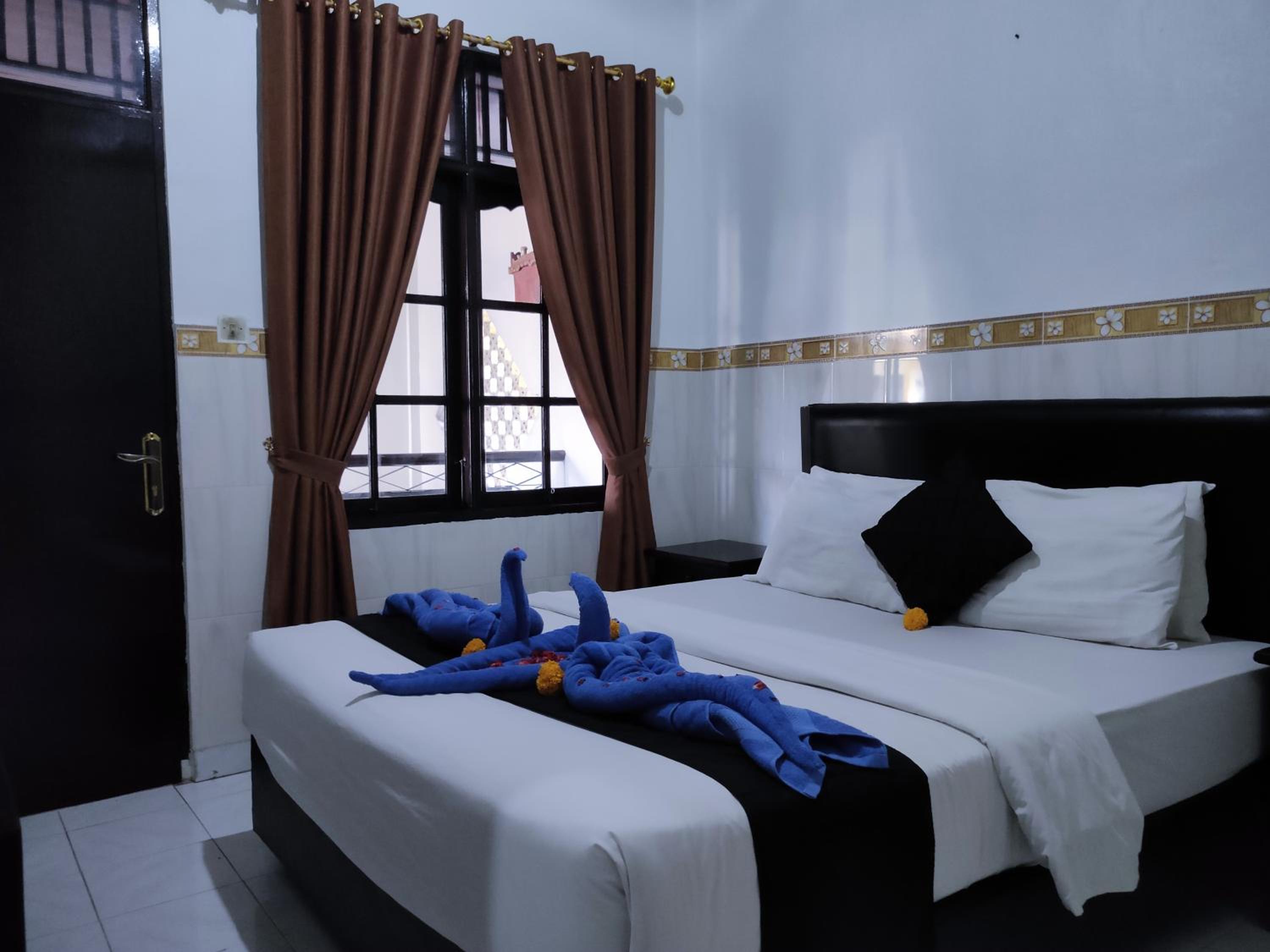 Economy Double Room photo 2