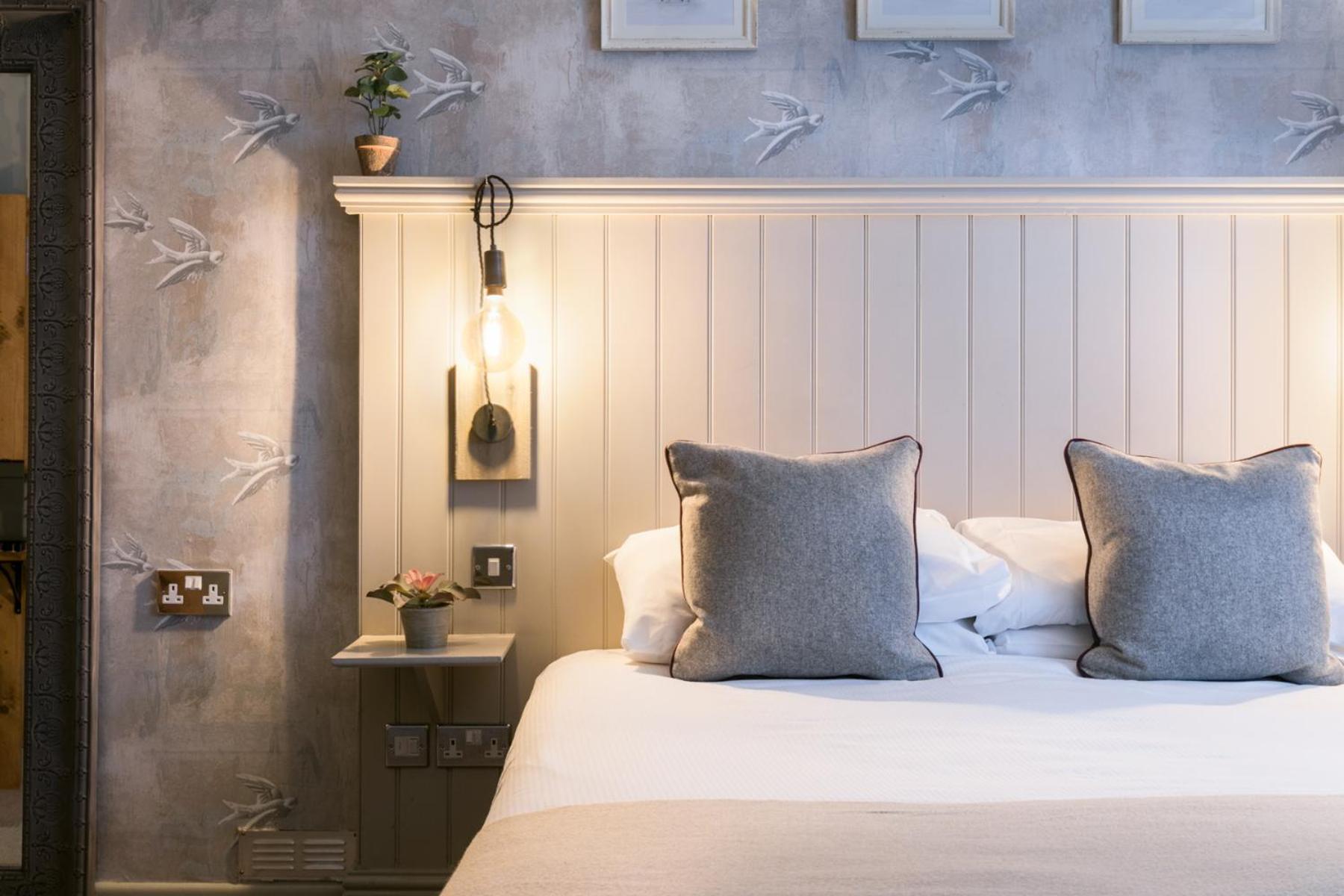 Cozy Double Room - Photo 5