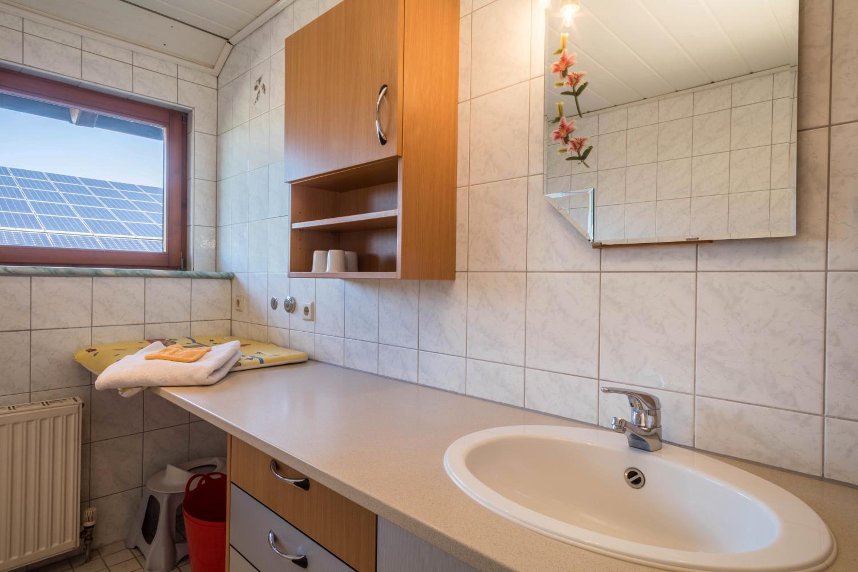 Three-Bedroom Premium Apartment with Balcony photo 2