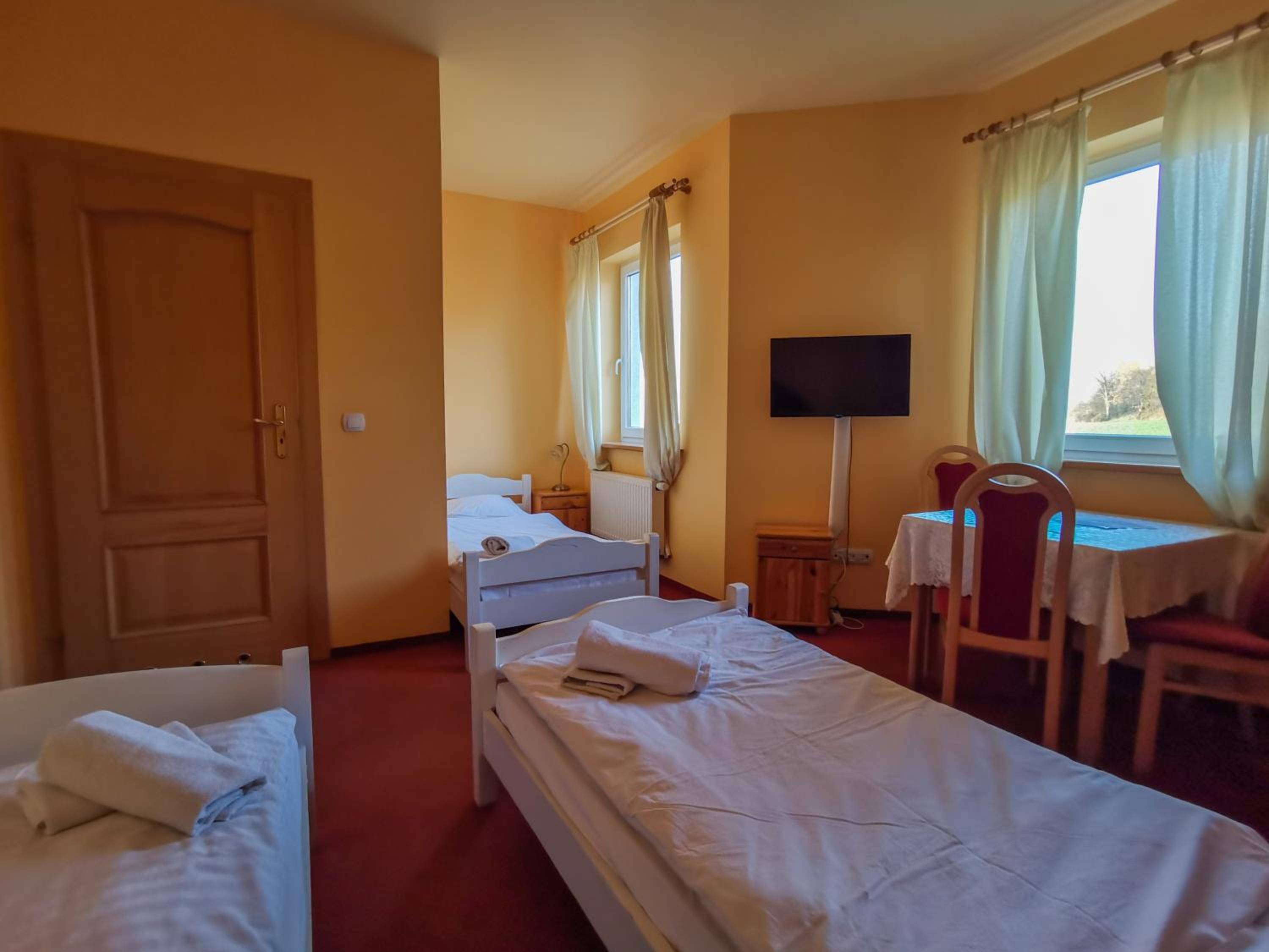 Triple Room with Private Bathroom photo 1