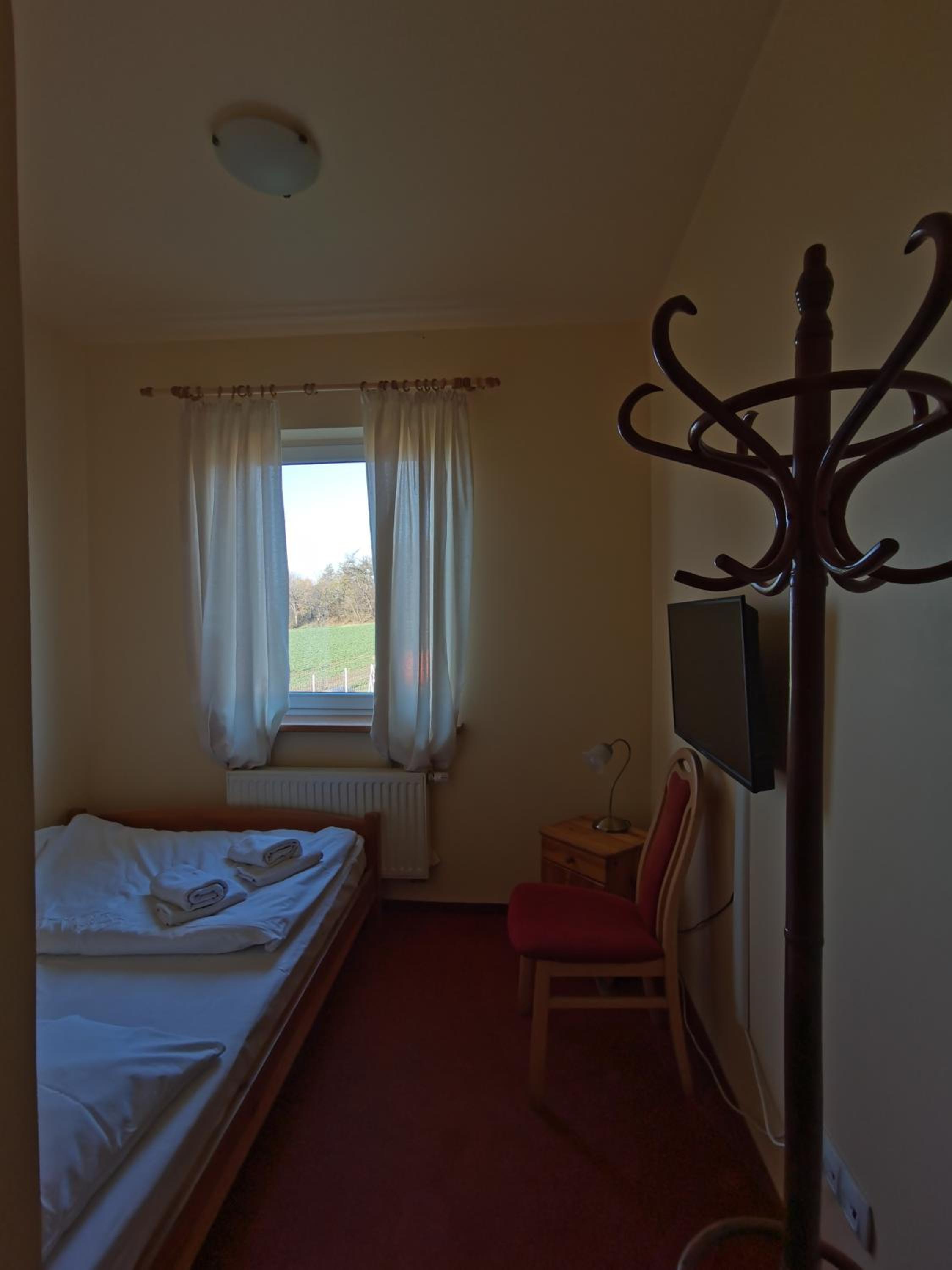 Double Room with Private Bathroom photo 3