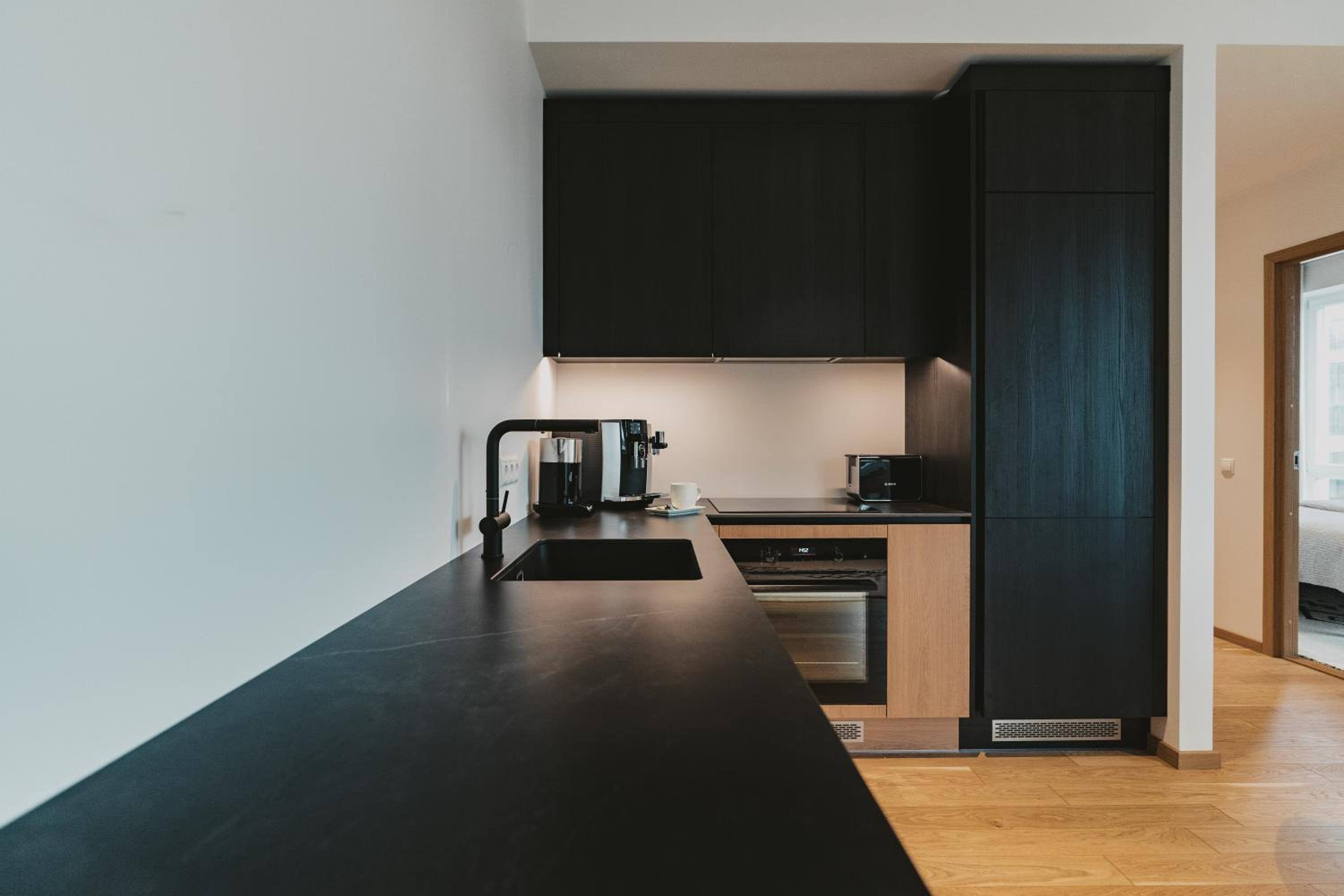 One-Bedroom Apartment - Photo 13