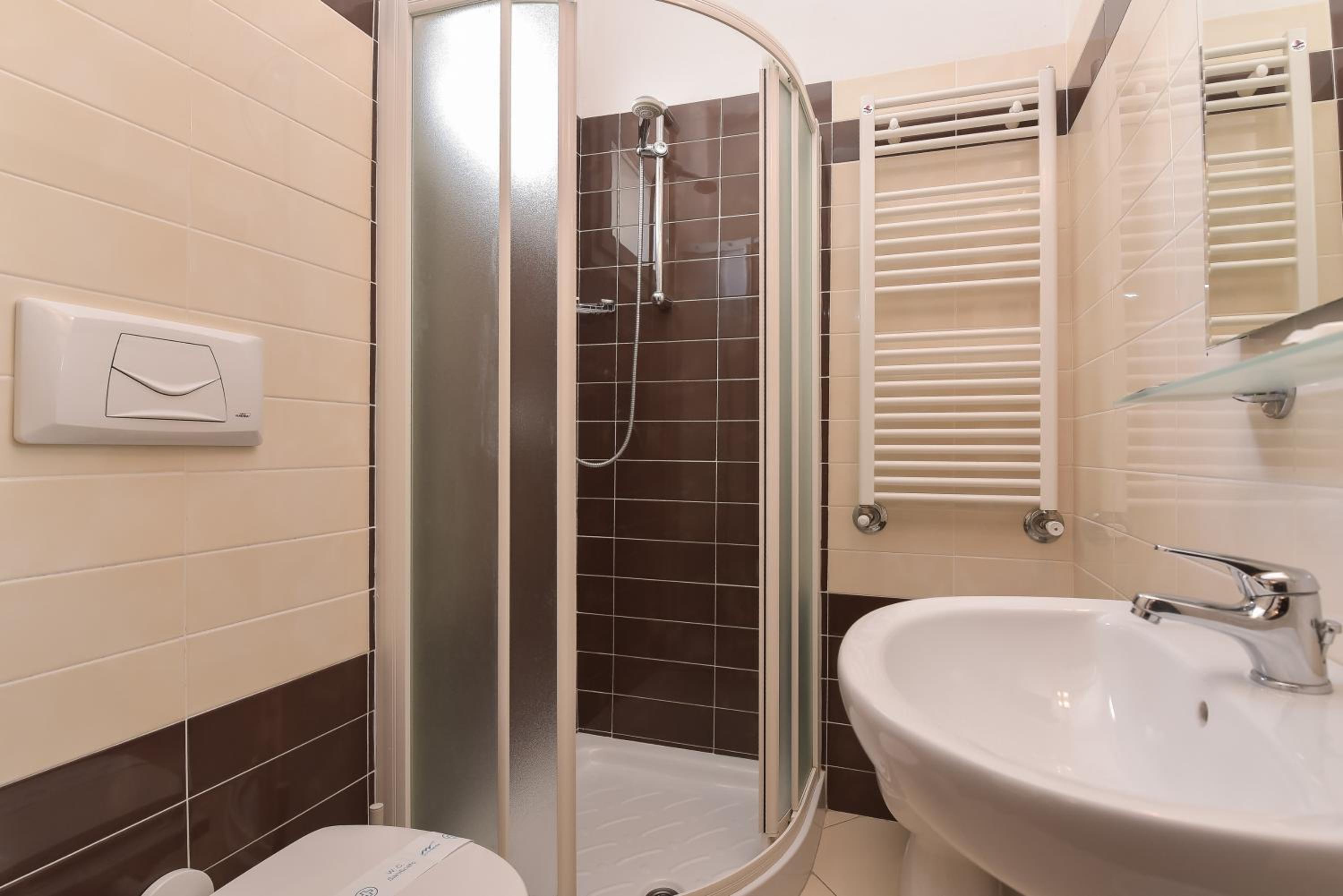 Superior Triple Room photo 2