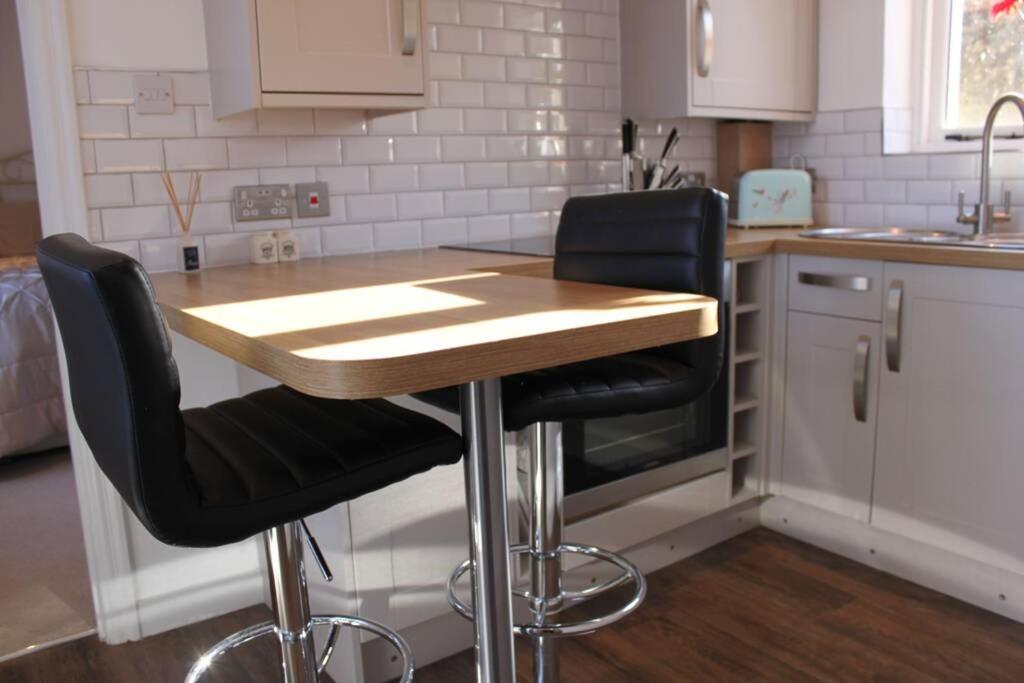 One-Bedroom Apartment - Photo 13