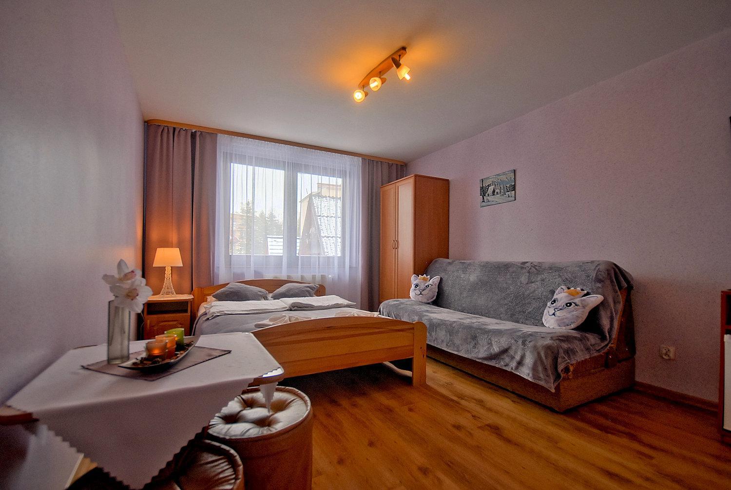Triple Room with Bathroom