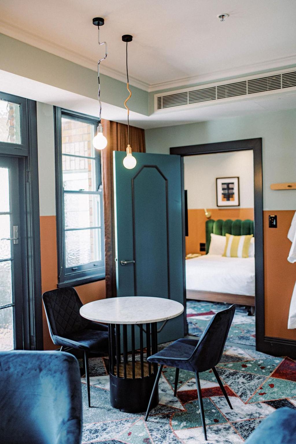 Deluxe Suite with Sea View photo 3