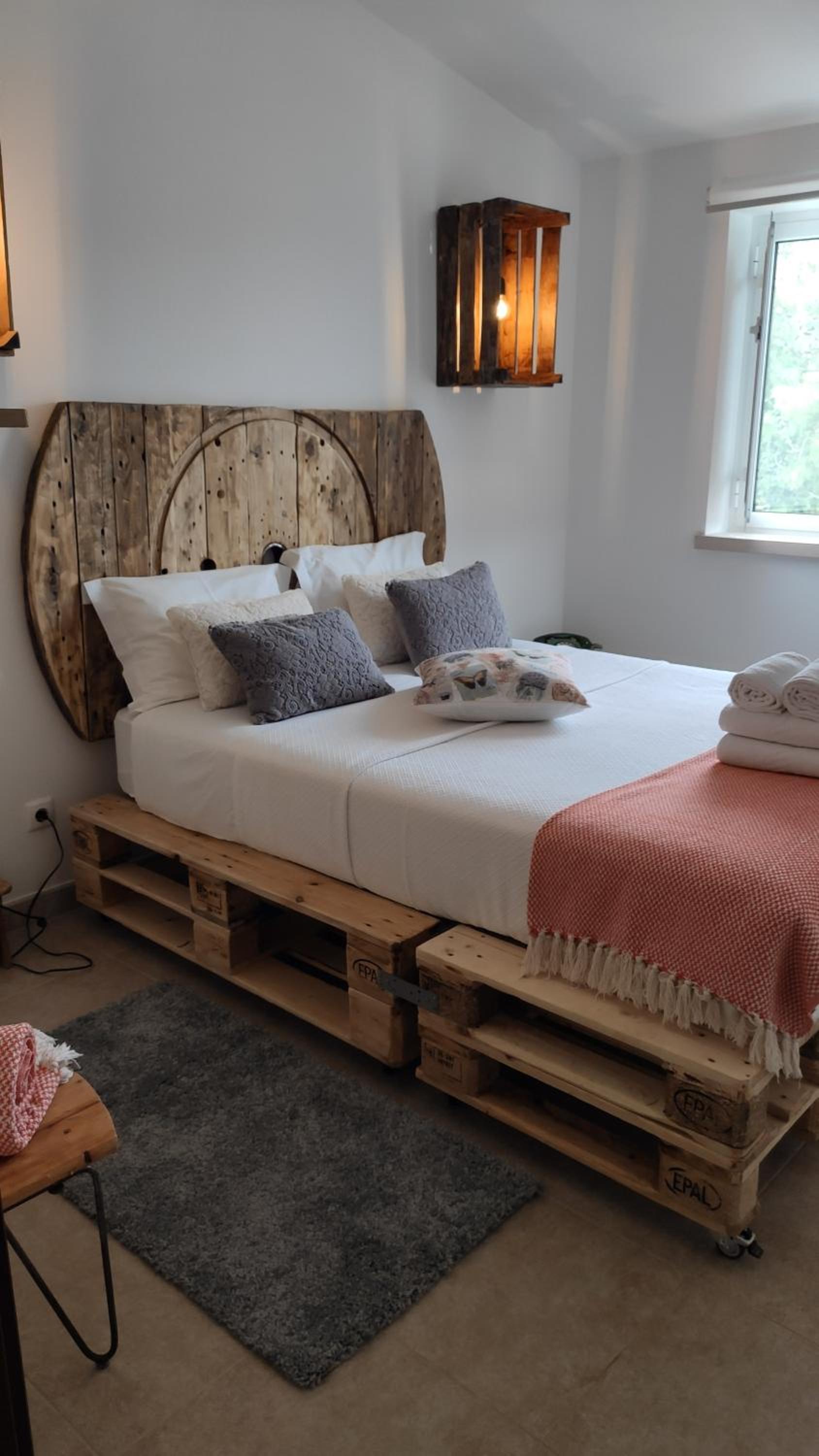 Two-Bedroom House - Photo 23