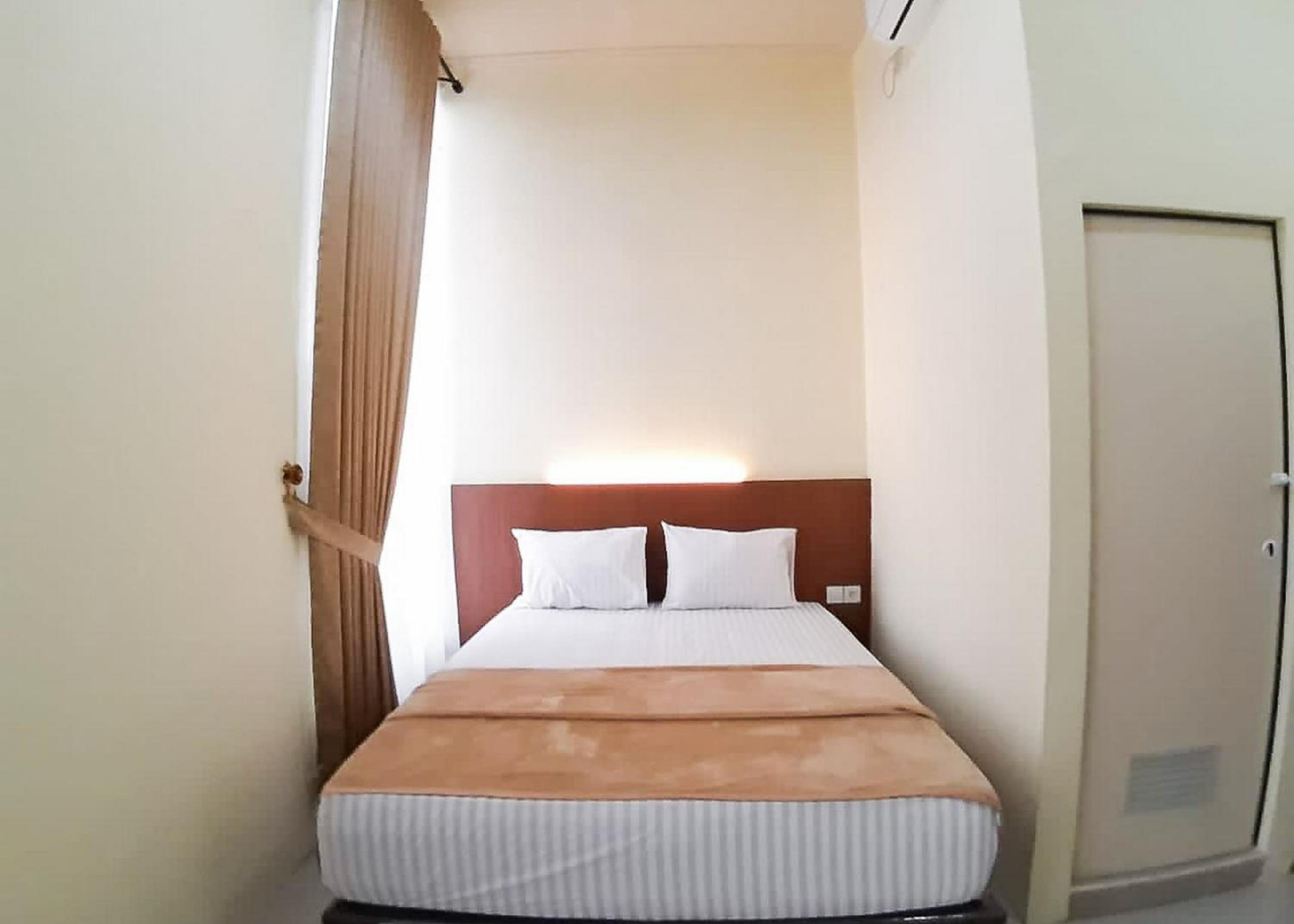 Double Room - Photo 4
