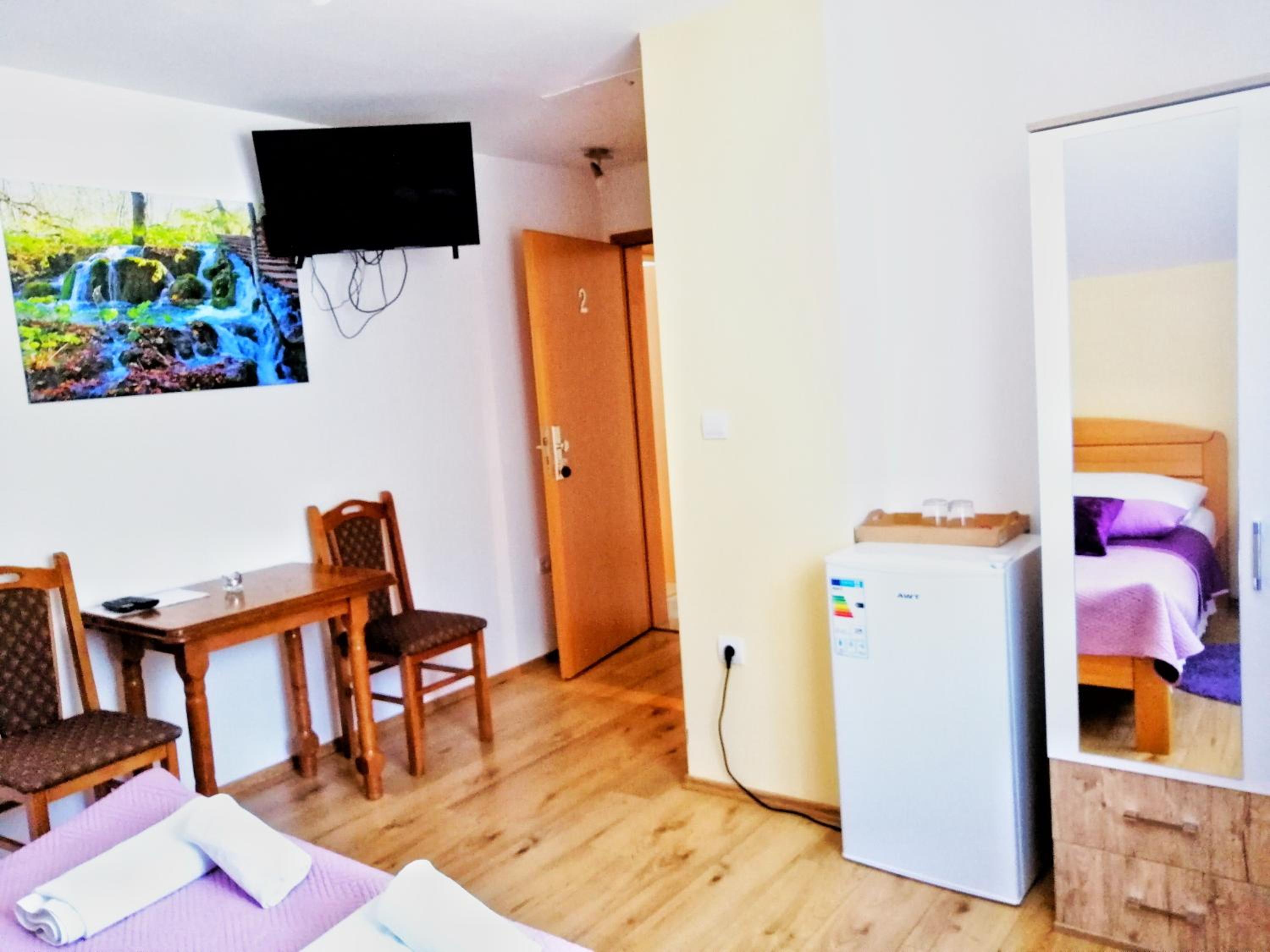 Double Room - Photo 1