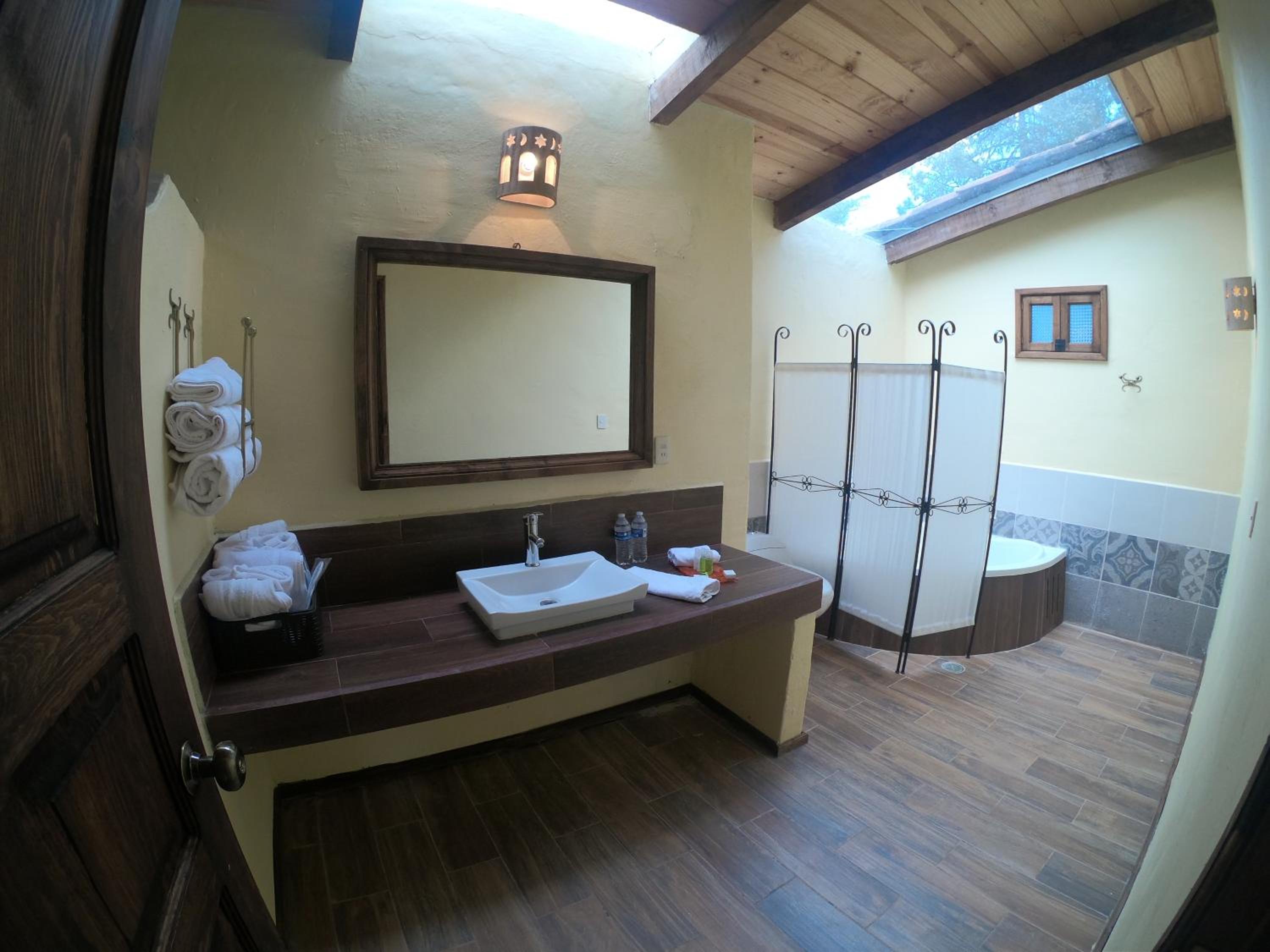 Deluxe Cottage - Photo 5