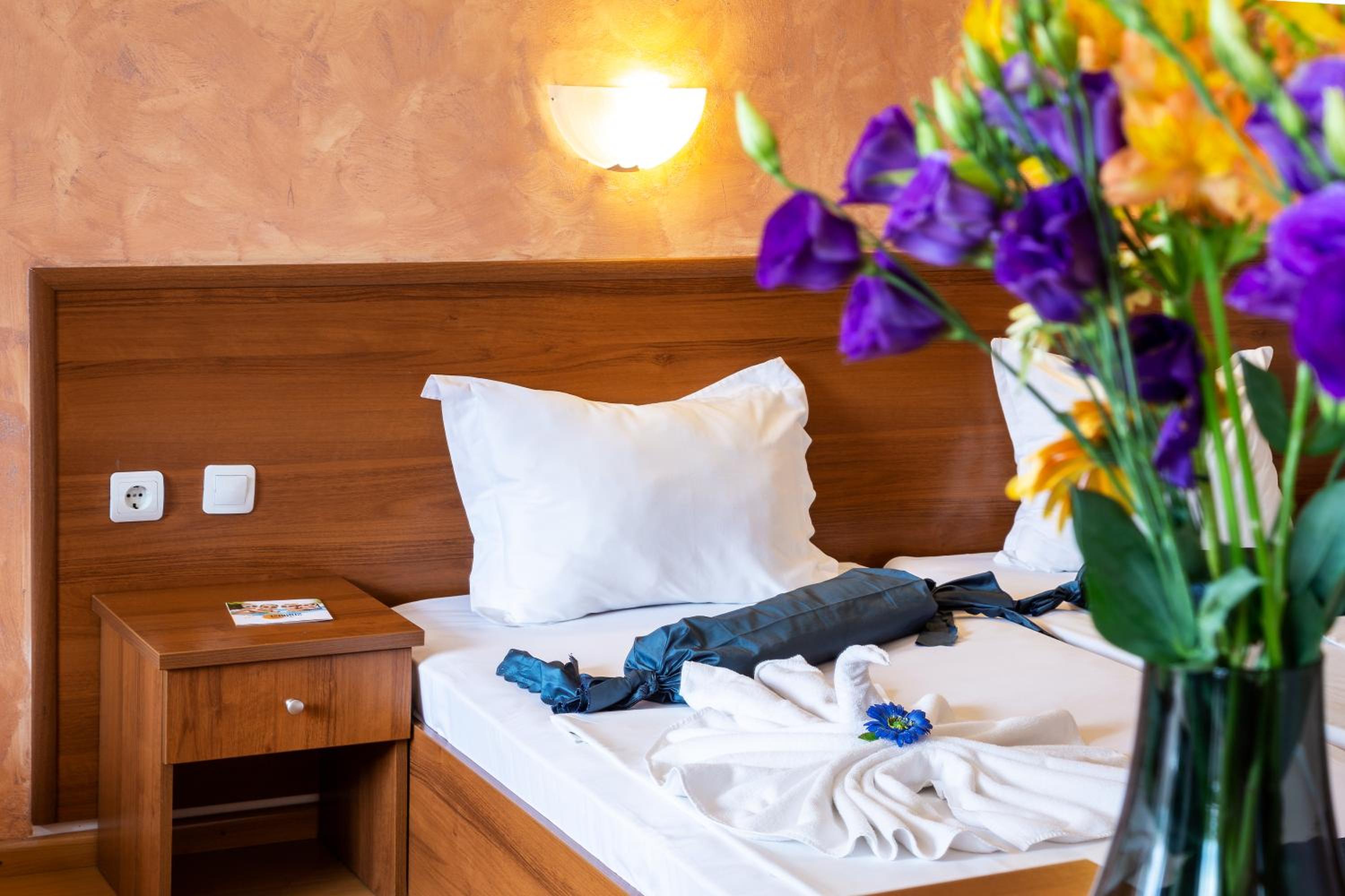 Family Room (2 Adults + 1 Child) - All Inclusive