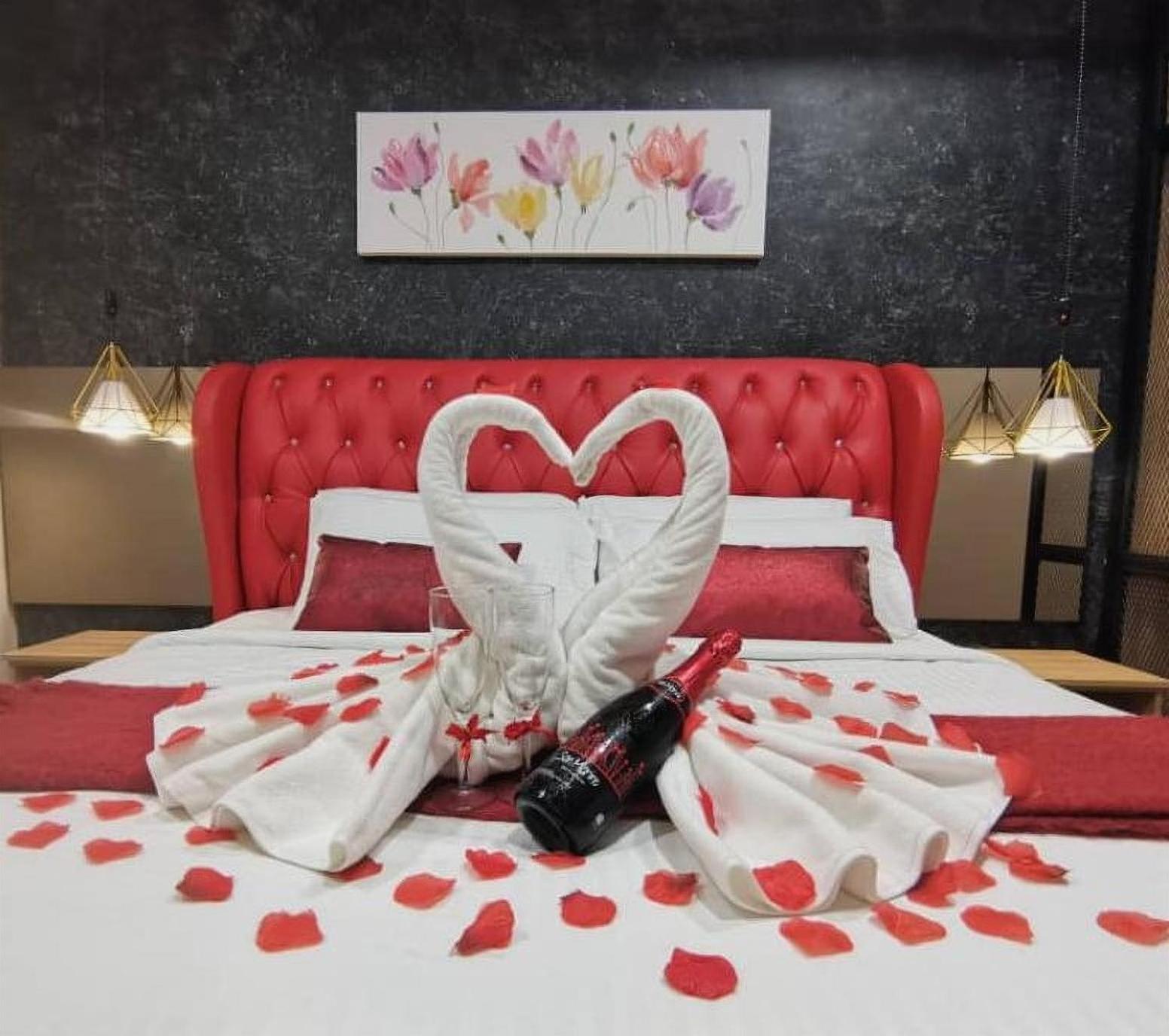 Theme Double Room photo 2