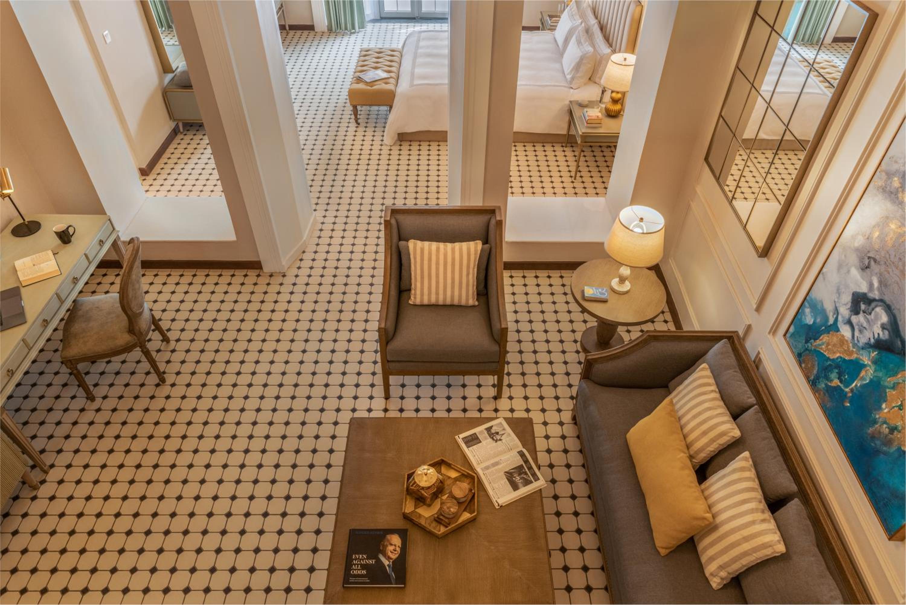 Superior Suite with Pool Access - Photo 2